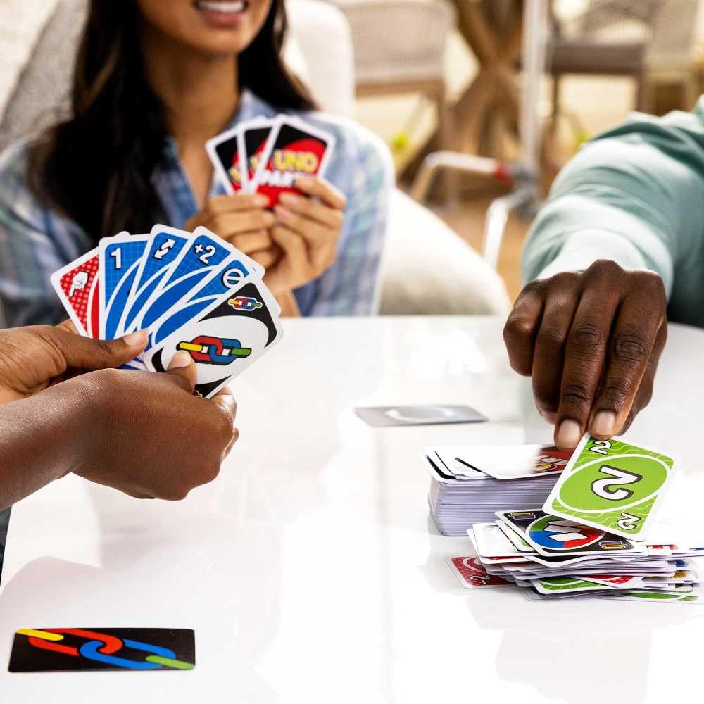 Mattel UNO Party - Faster Fun for Larger Groups with Wilder Rules