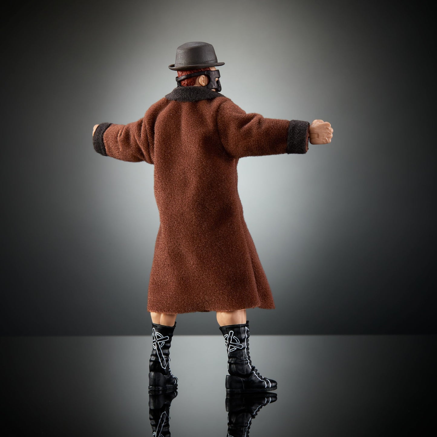 Mattel WWE Elite Top Picks: Sheamus 6-Inch Figure with Swappable Hands