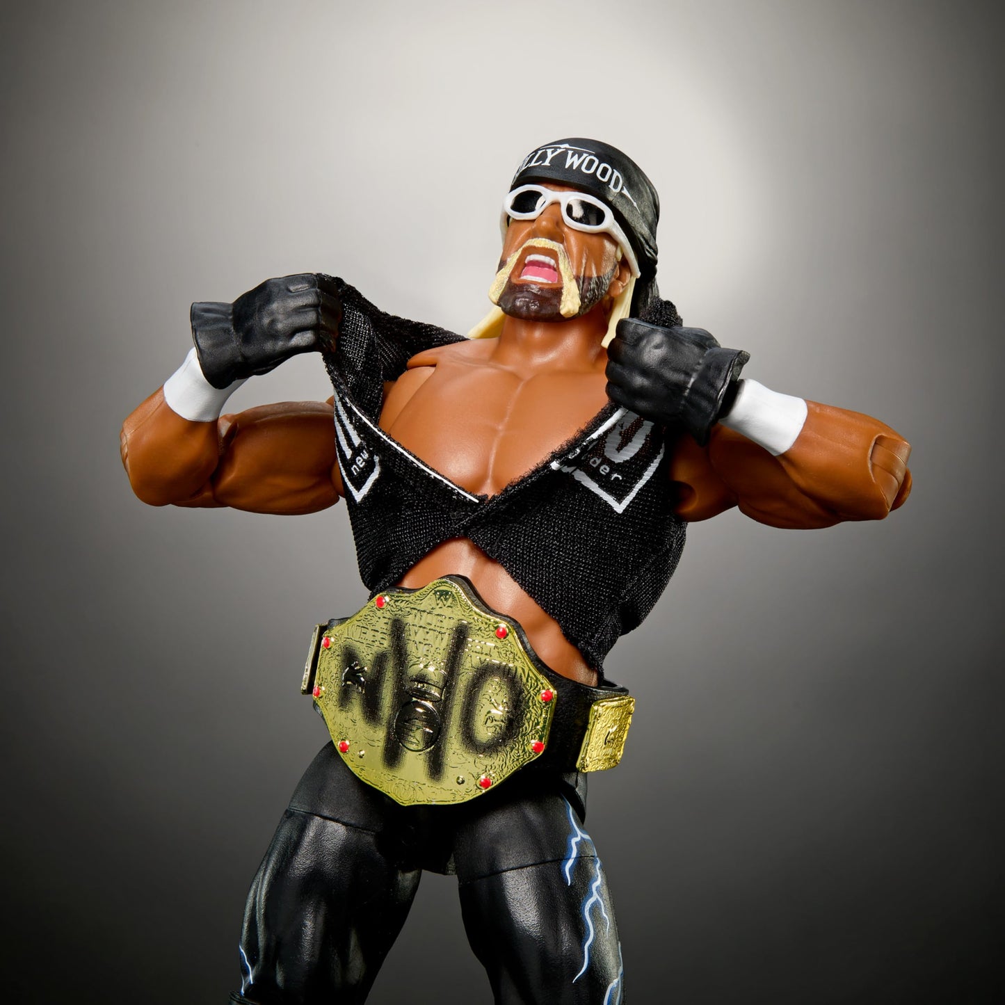 Mattel WWE Ultimate Edition Hulk Hogan 6-Inch Figure | 30+ Articulation & Entrance Gear