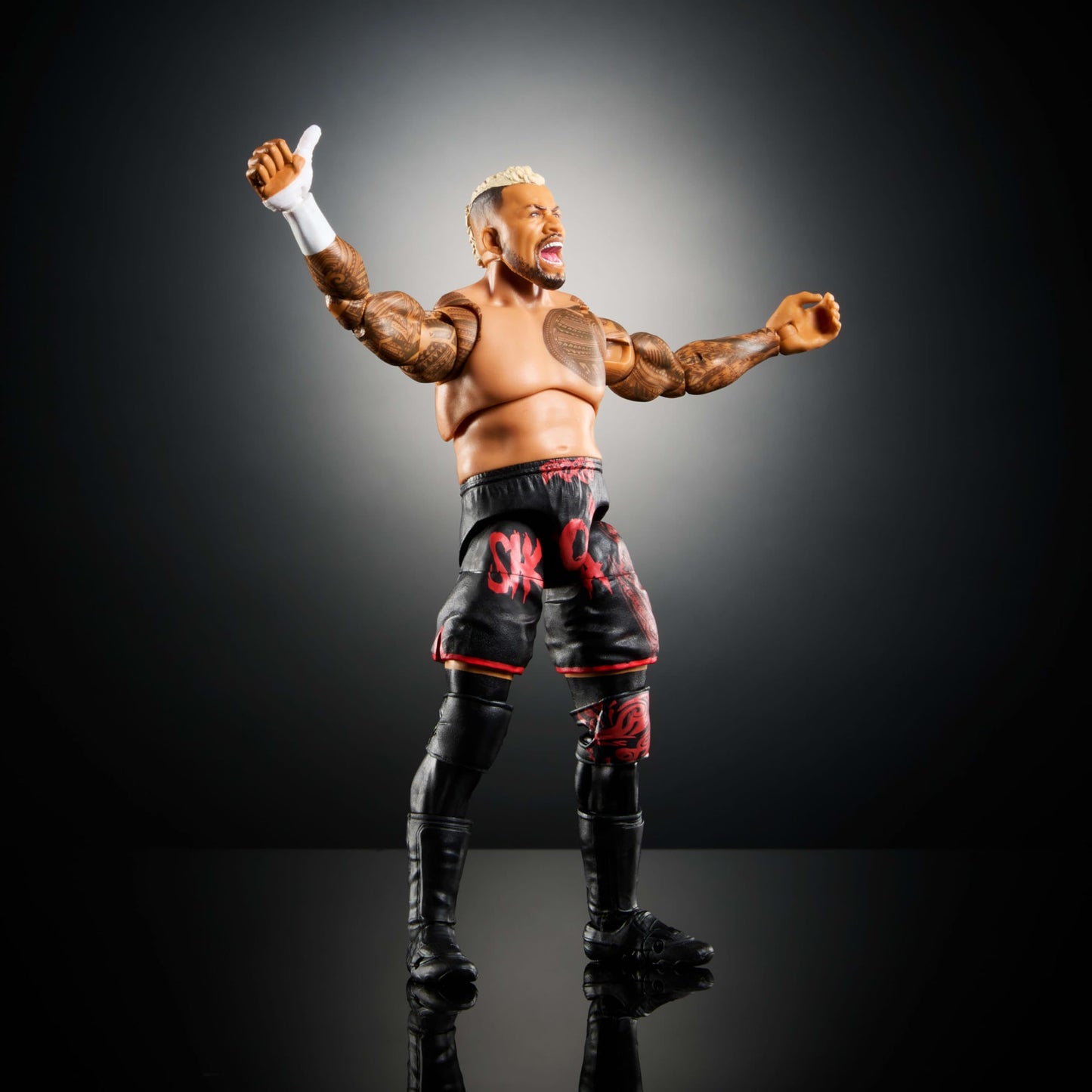 Mattel WWE Ultimate Edition Solo Sikoa Action Figure Set – 6-Inch, 30+ Articulation, Swappable Heads & Hands