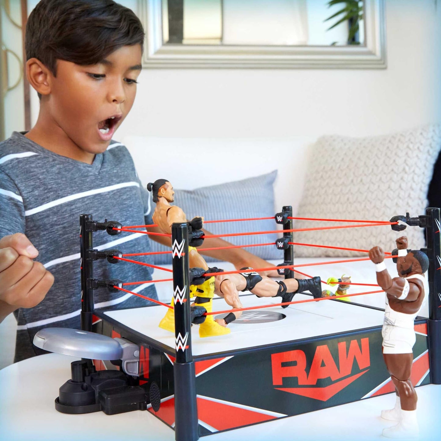 Mattel WWE Wrekkin Kickout Ring Playset – 2 Modes, Launcher, Crane & Championship (13 x 20 in)