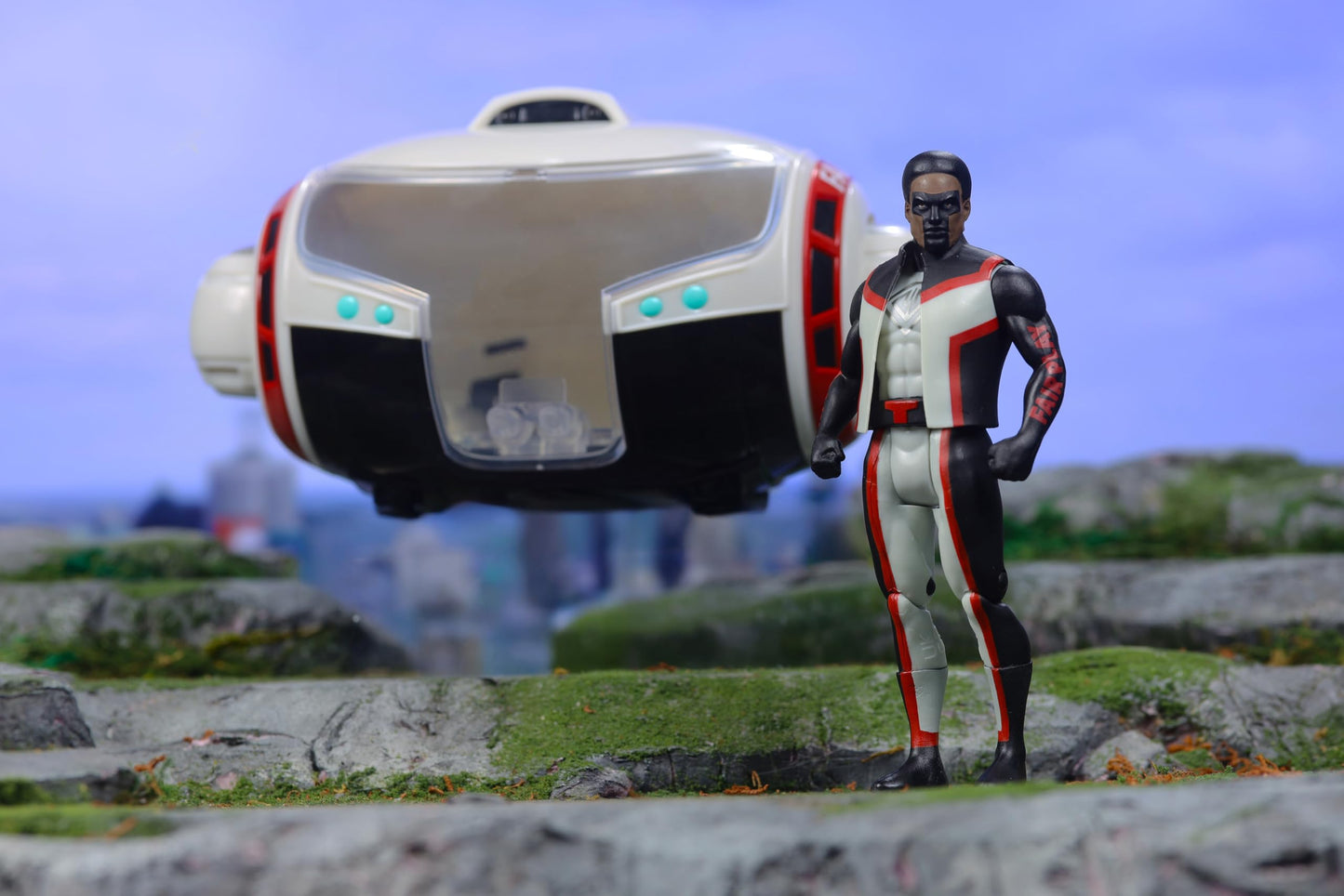 McFarlane Toys DC Super Powers T-Craft: Mr. Terrific's Hi-Tech Vehicle with Mr. Terrific | Superman Movie