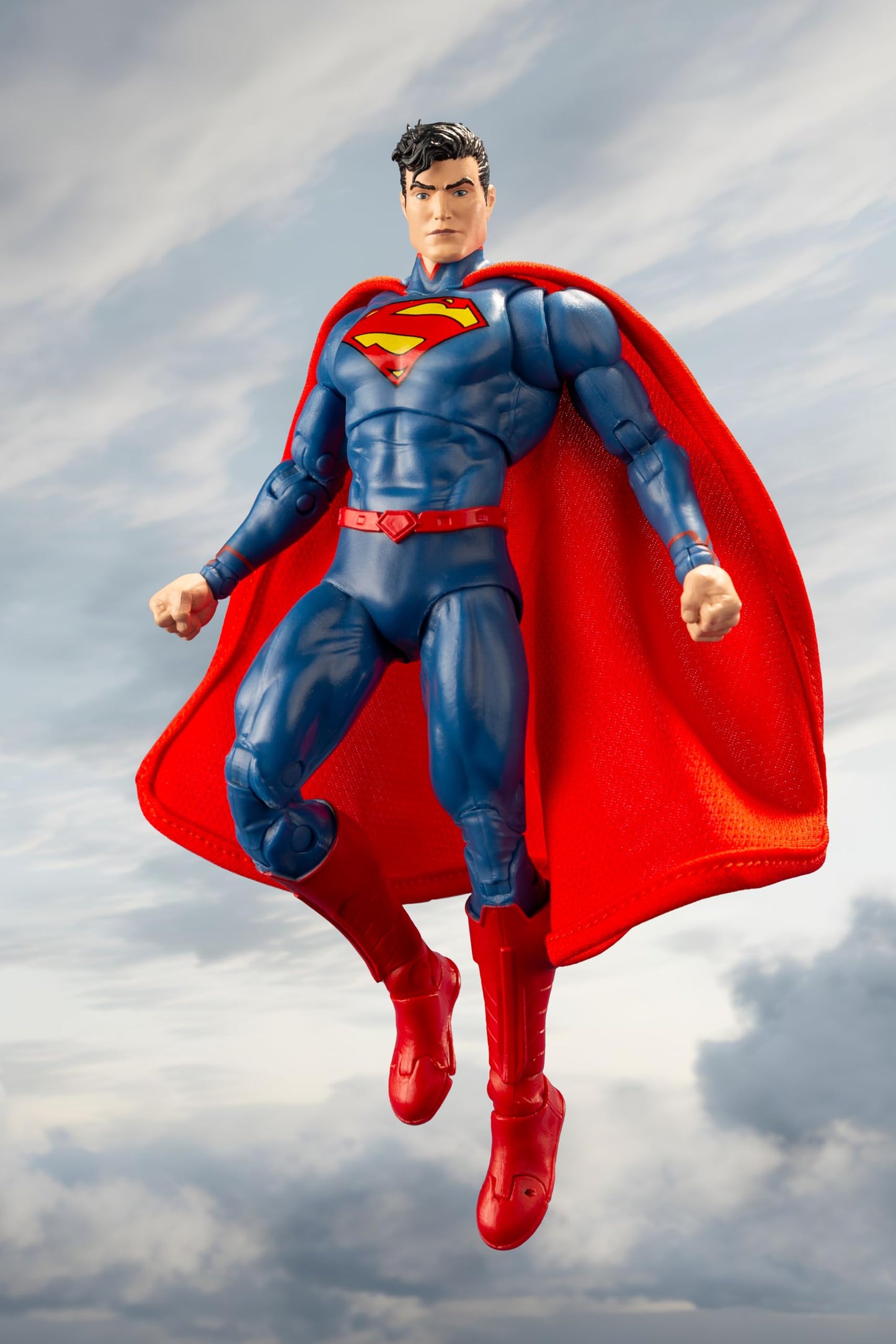 McFarlane The New 52 DC Multiverse Superman (Gold Label) 18 cm – Premium Collectible Figure
