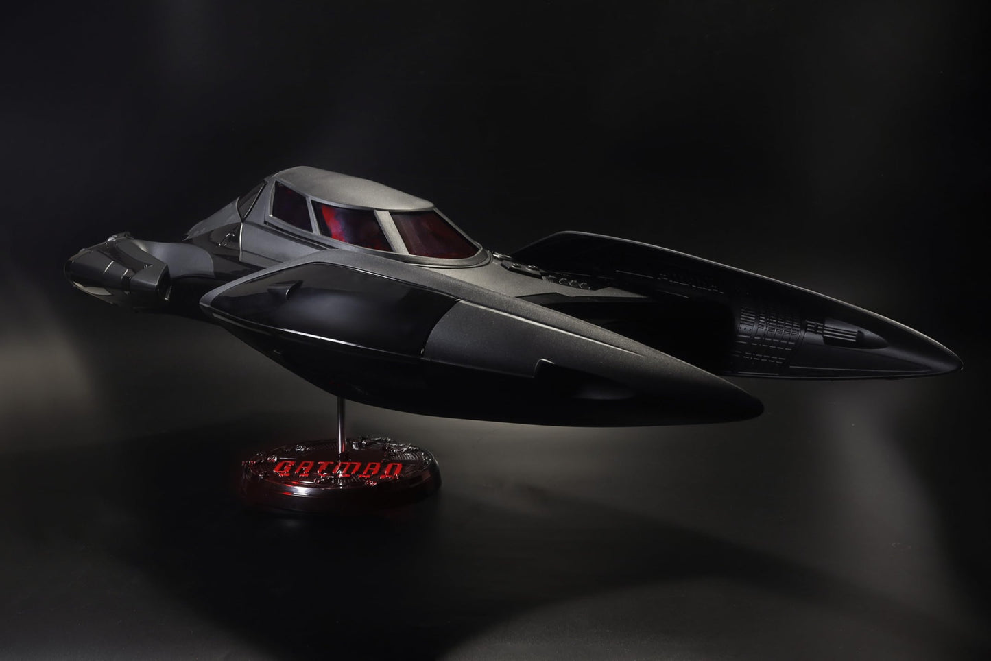 McFarlane Toys DC Multiverse Batmobile (Batman Beyond) – Lights & Sound Vehicle