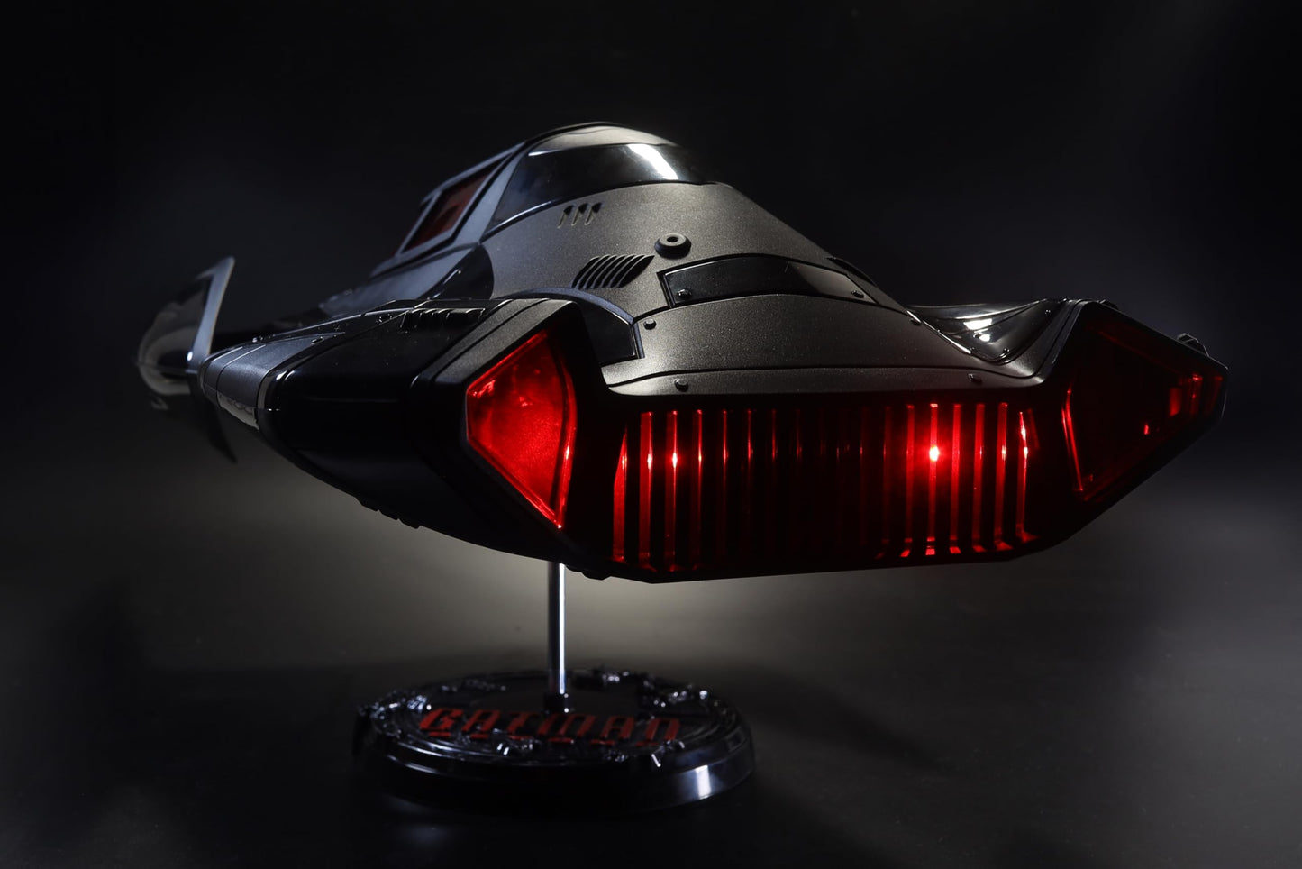 McFarlane Toys DC Multiverse Batmobile (Batman Beyond) – Lights & Sound Vehicle