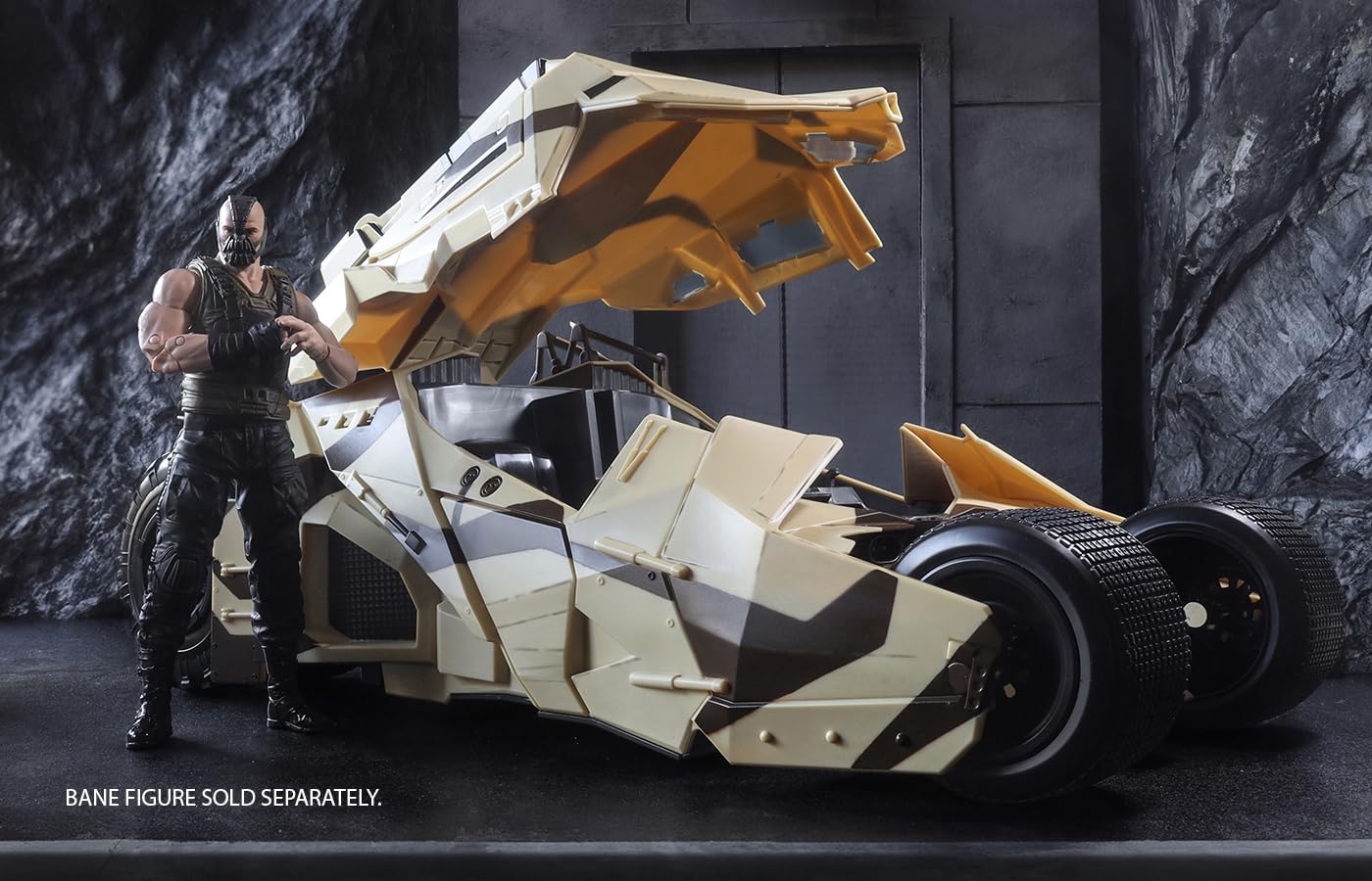 McFarlane Toys DC Multiverse Camouflage Tumbler (The Dark Knight Rises) Gold Label Vehicle