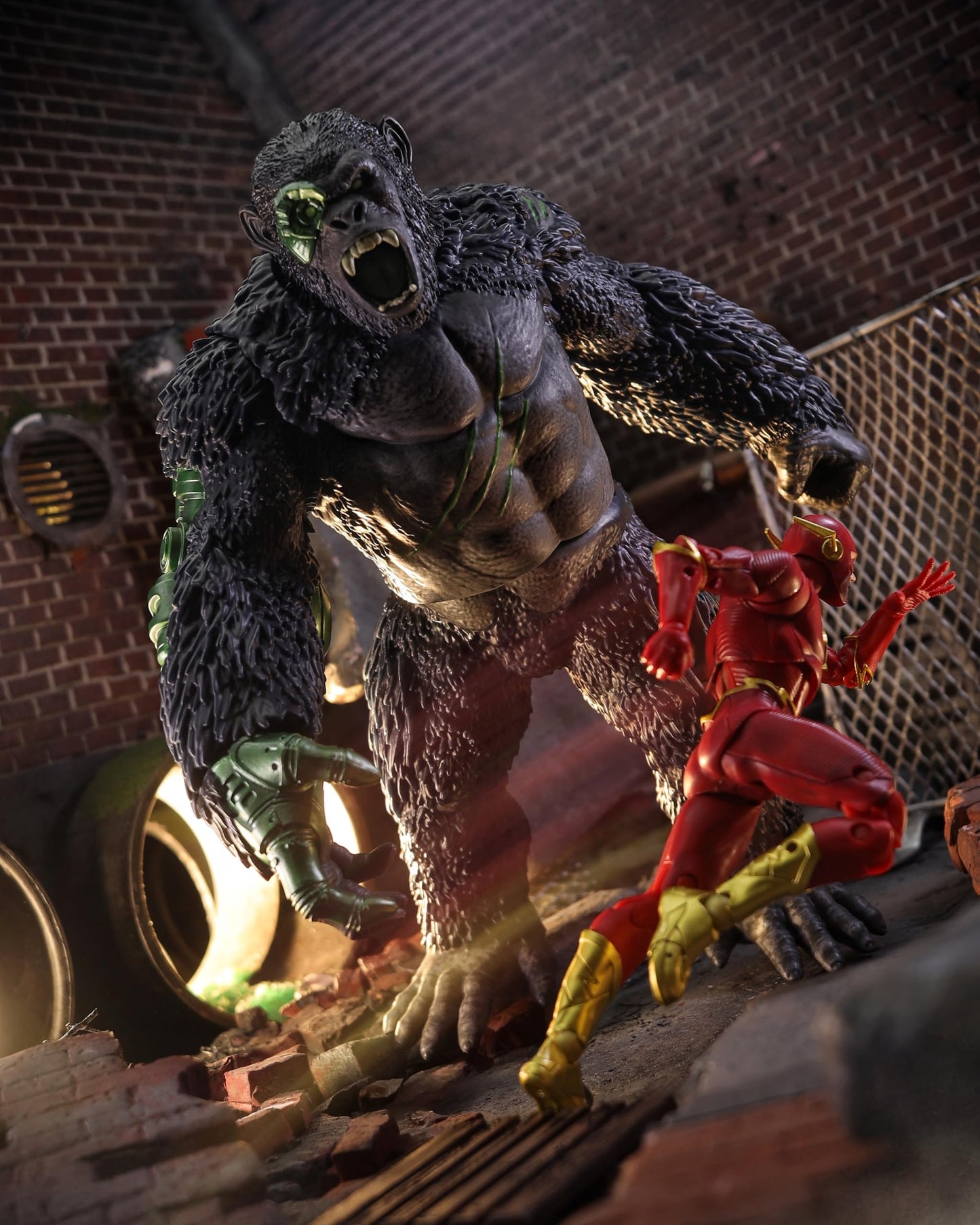 McFarlane Toys DC Multiverse Titano vs The Flash 2 Pack - 12in Titano + 7in Flash