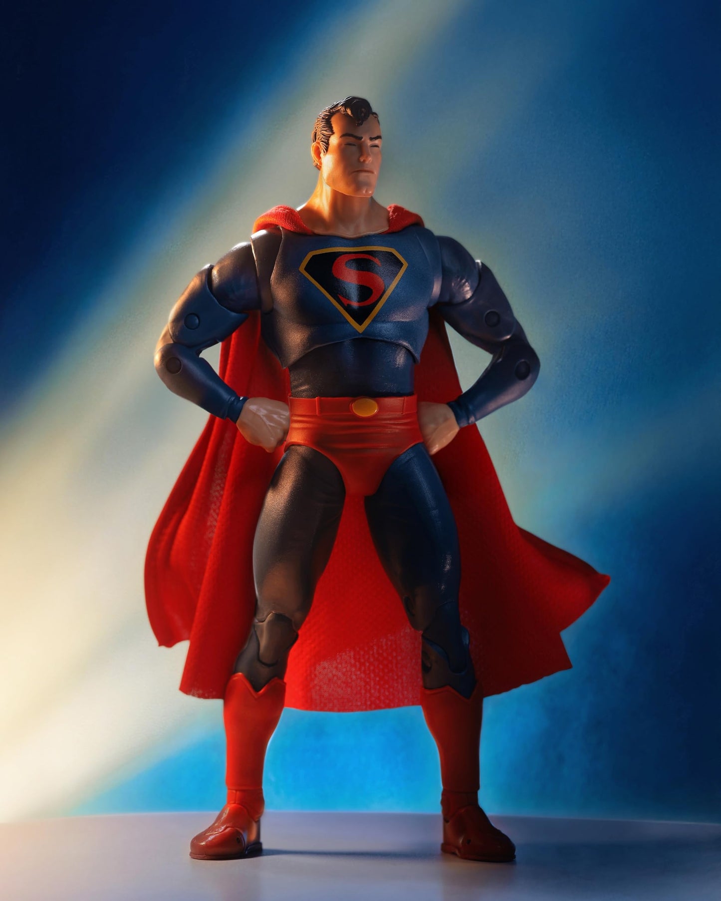 McFarlane Toys DC Multiverse Superman 7in Action Figure — 1940s Animation Edition