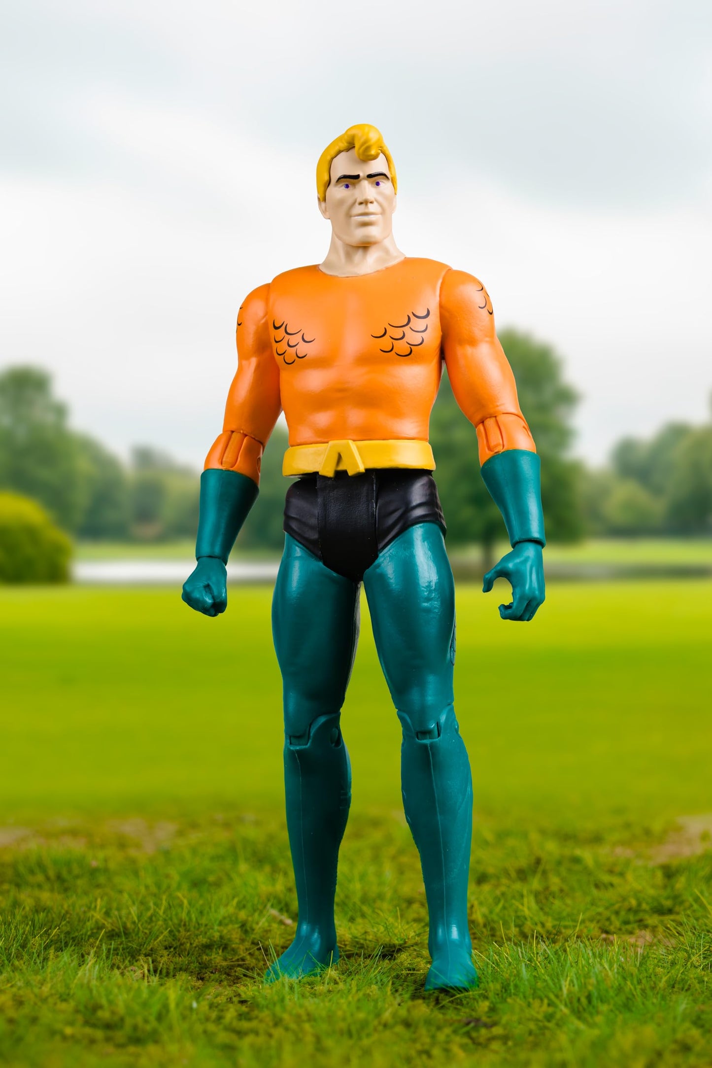 McFarlane Toys DC Retro Aquaman (Super Friends) 6in Action Figure | Collectible Toy