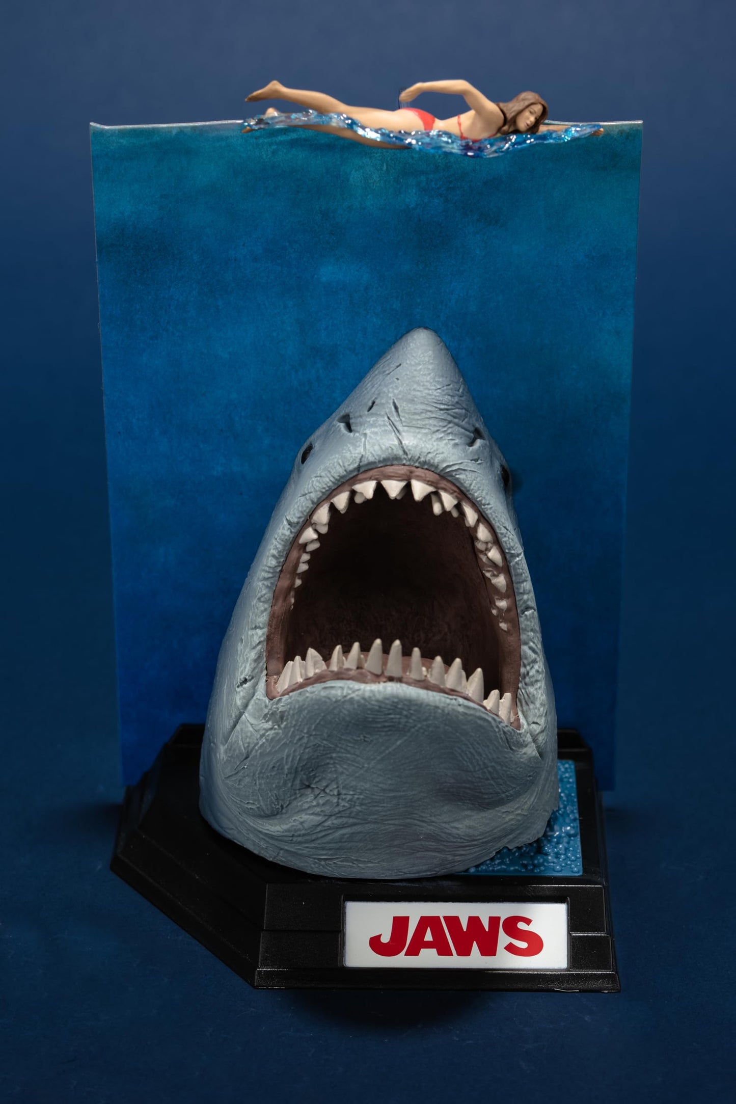 McFarlane Toys Jaws (50th Anniversary) 6in Posed Figure - Collectible Movie Maniacs