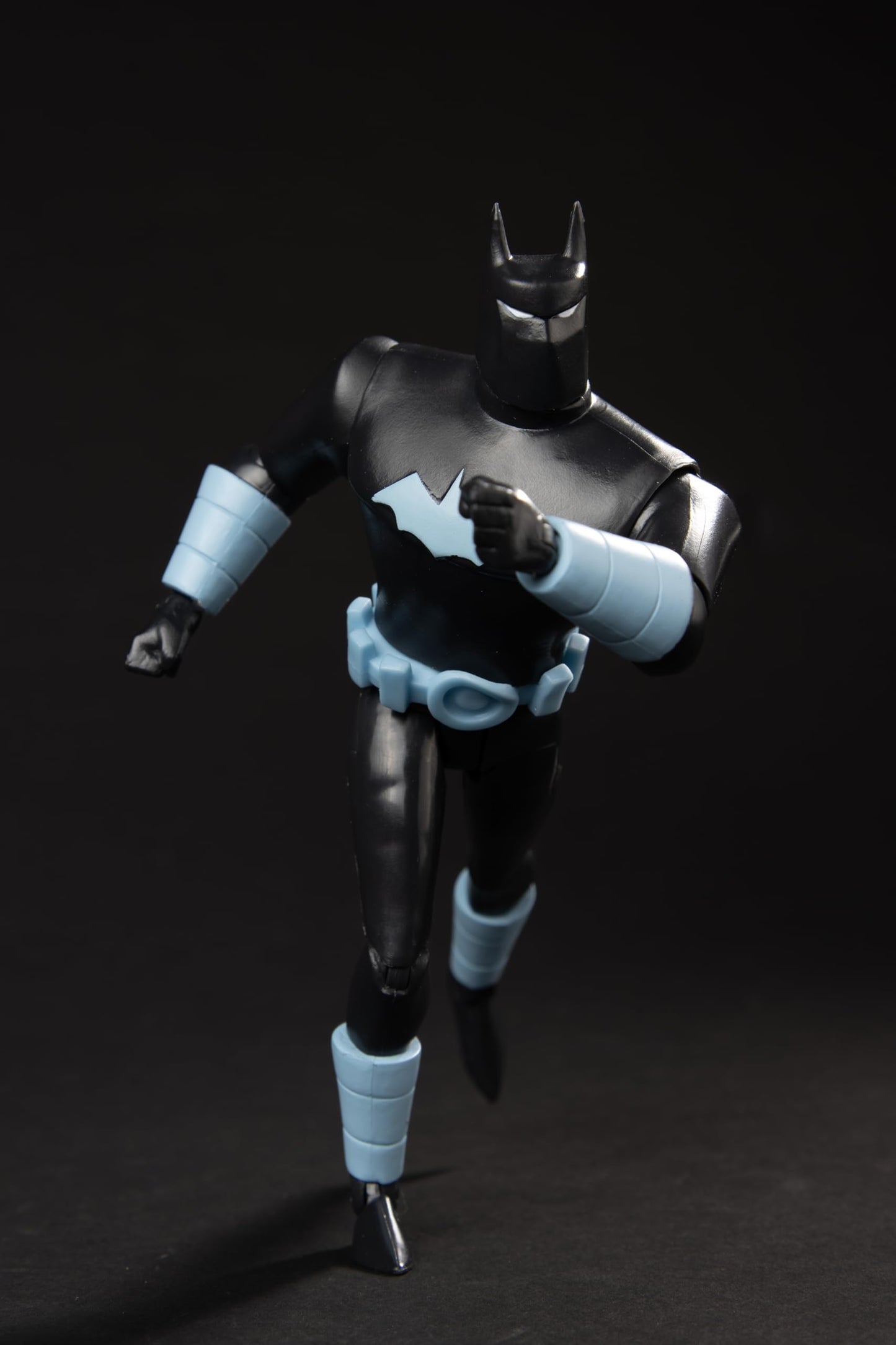 McFarlane Toys - The New Batman Adventures Batman (Anti-Fire Suit) 6in Figure