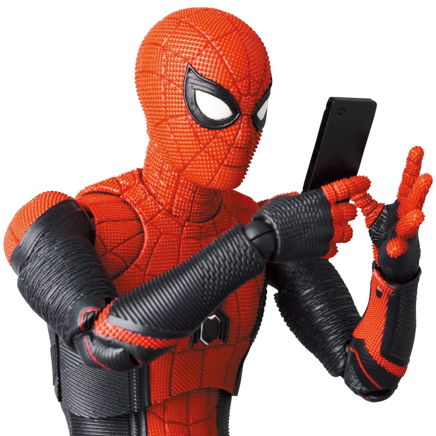 Medicom Toy MAFEX Spider-Man Upgraded Suit – No Way Home Action Figure