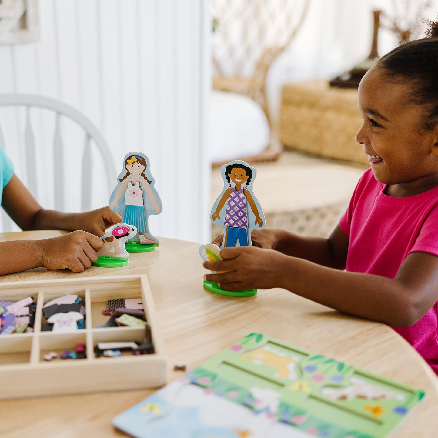 Melissa & Doug Best Friends Magnetic Dress-Up Wooden Dolls Set – 78 Pieces