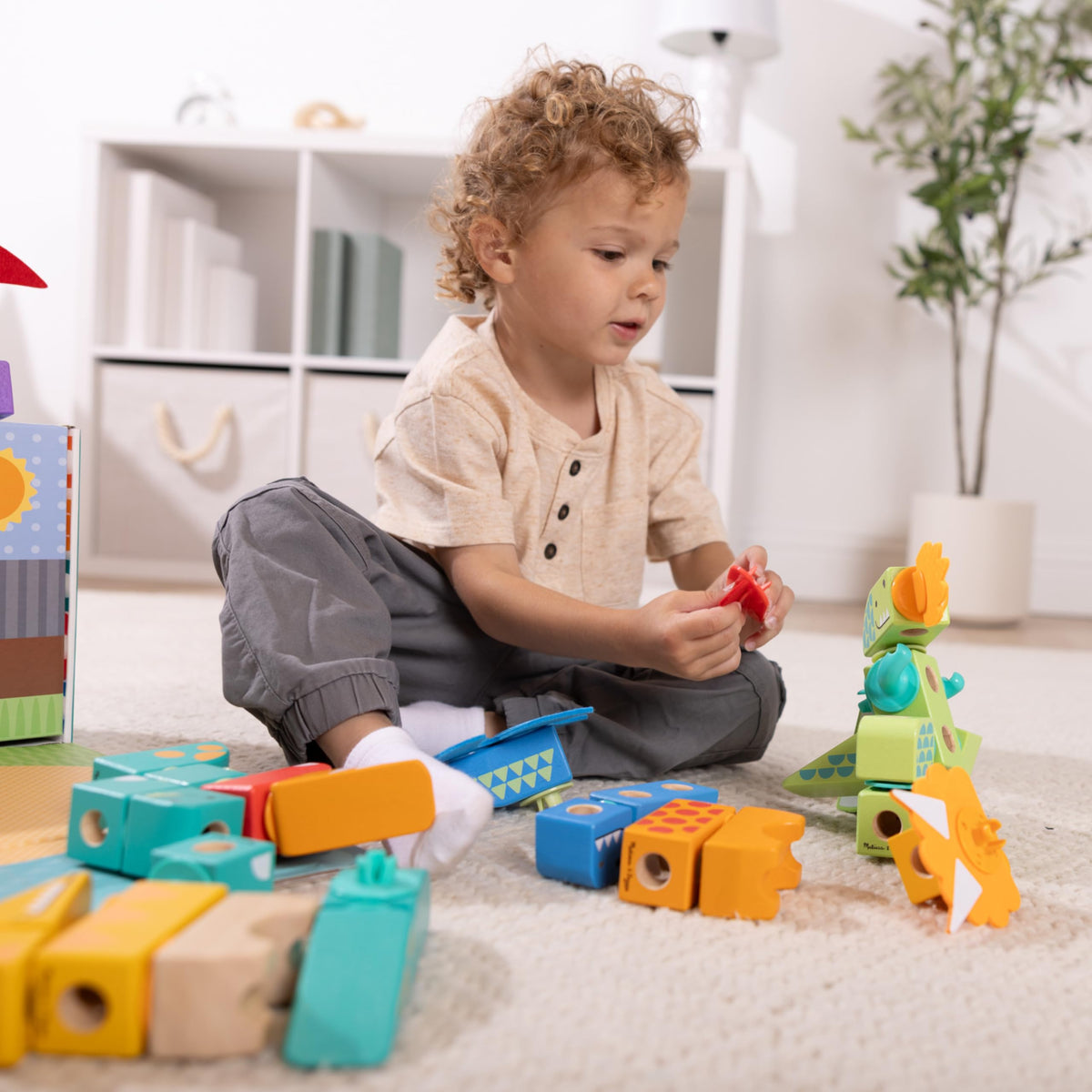 Melissa & Doug Blockables Dinosaur Snap and Play – 69-Piece FSC-Certified Wooden Blocks