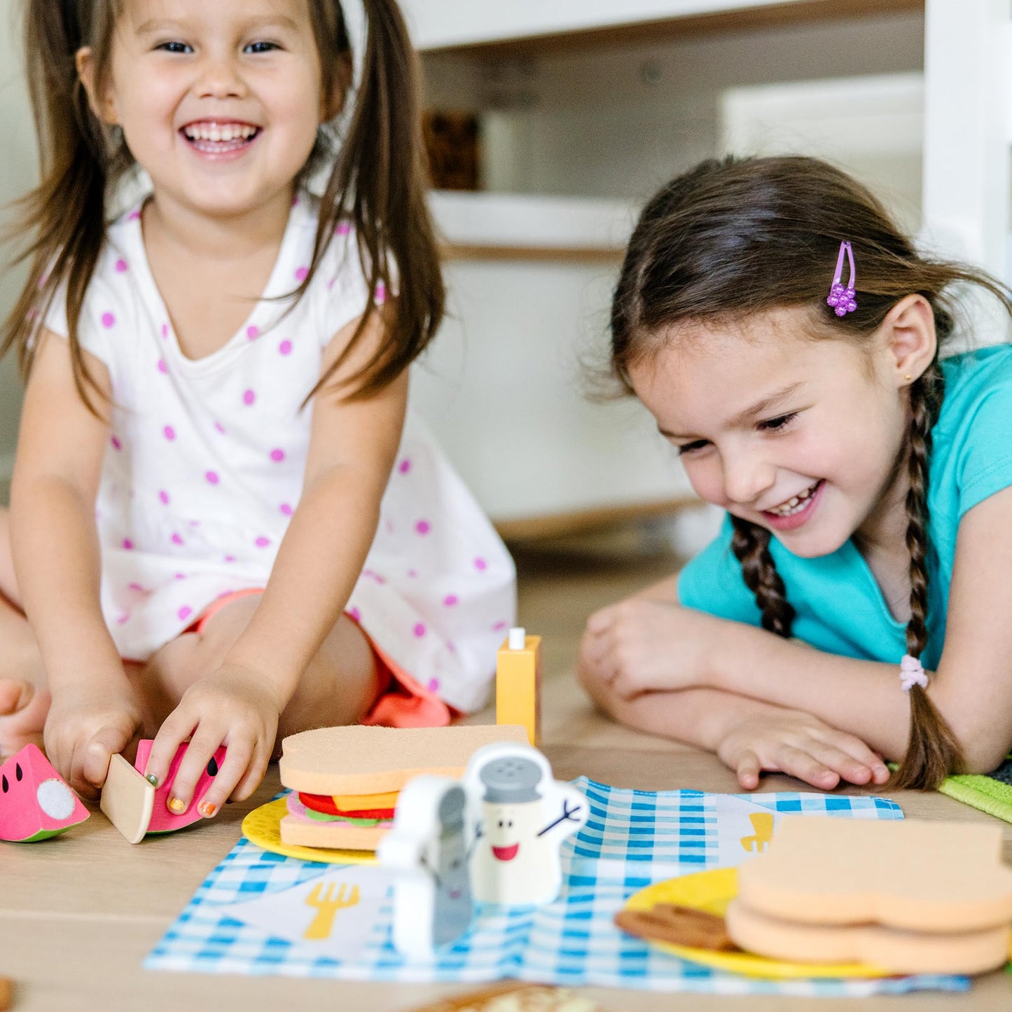 Melissa & Doug Blue’s Clues & You! Share with Blue Picnic Play Set with Hand Puppet — FSC Certified
