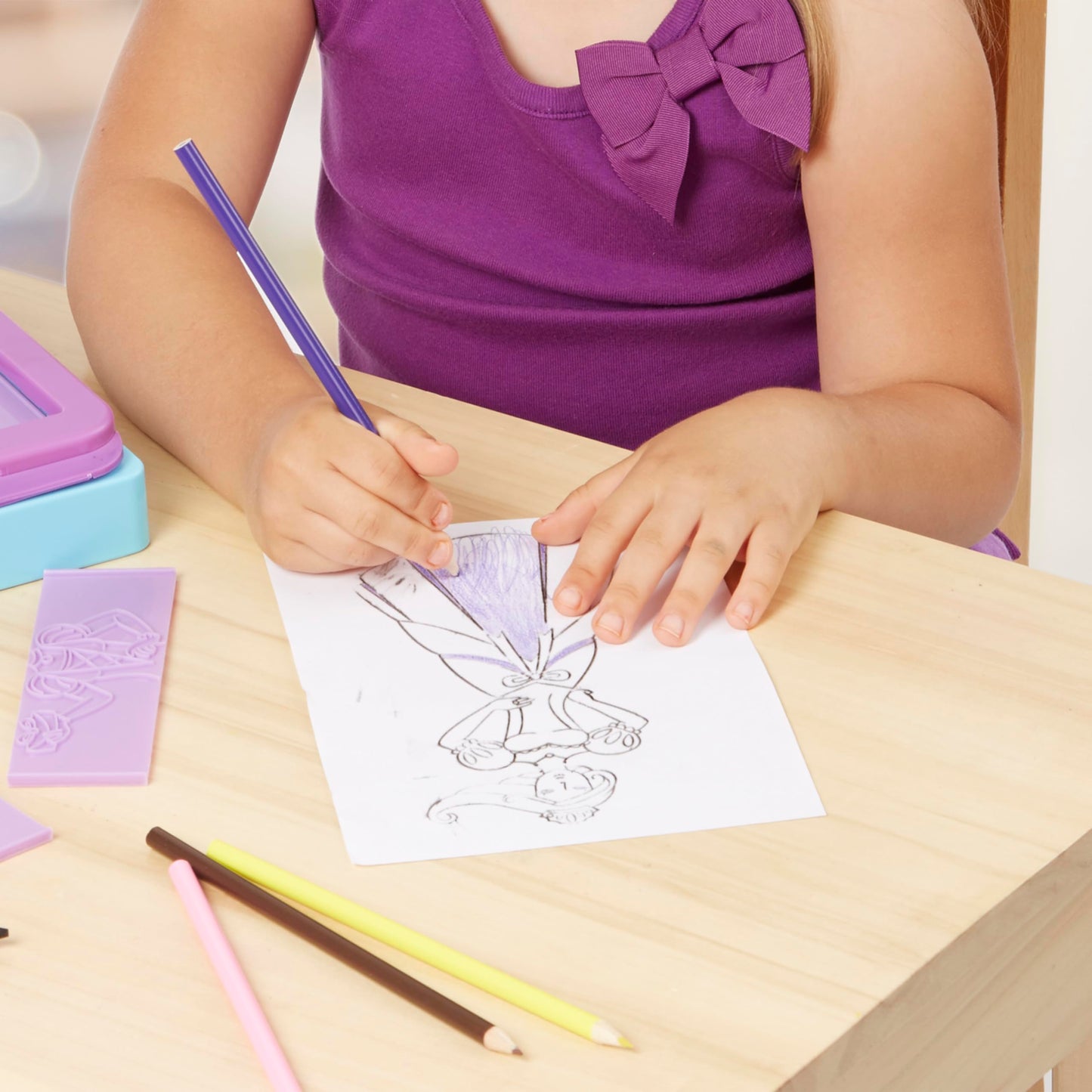 Melissa & Doug Princess Design Activity Kit – 9 Double-Sided Plates, Pencils & Rubbing Crayon