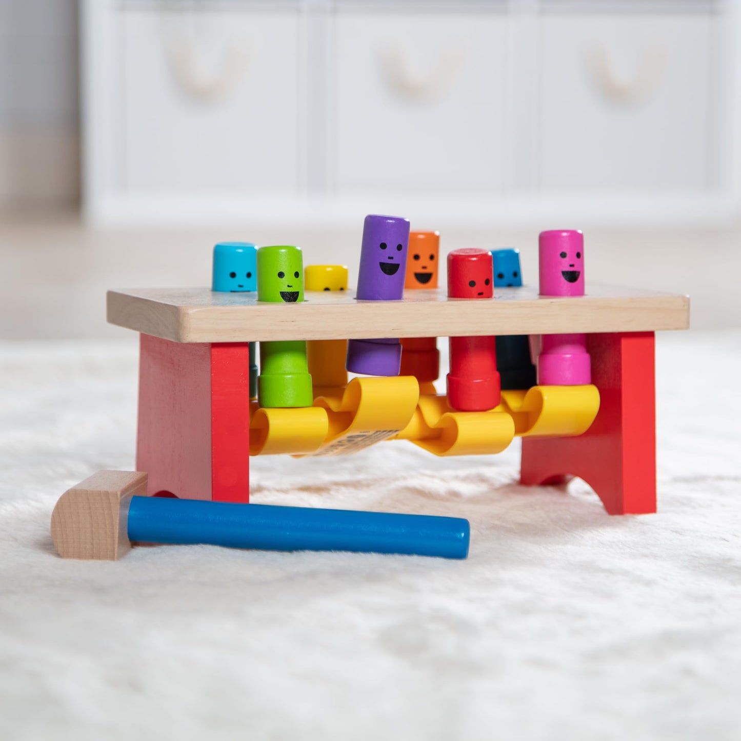 Melissa & Doug Deluxe Pounding Bench – Wooden Preschool Learning Toy with Mallet