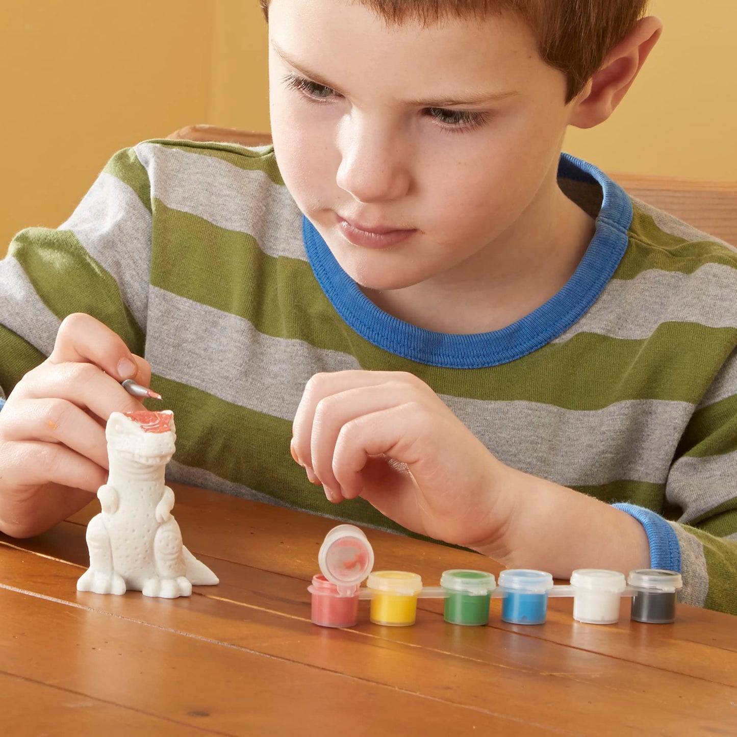 Melissa & Doug Created by Me! Dinosaur Figurines Craft Kit – 2 Resin Dinosaurs