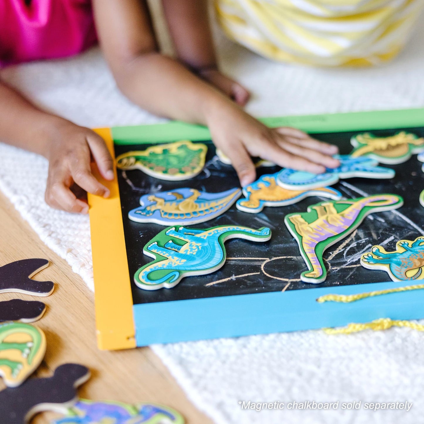 Melissa & Doug Magnetic Wooden Dinosaurs – 20-Piece Dino Magnets in Wooden Storage Box