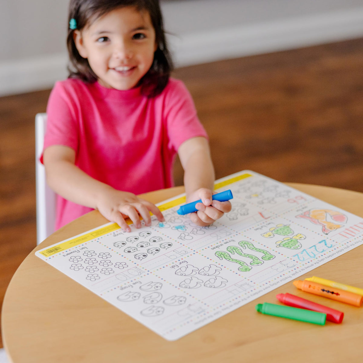 Melissa & Doug Learning Mat Crayons – 5 Colors for Reusable Art