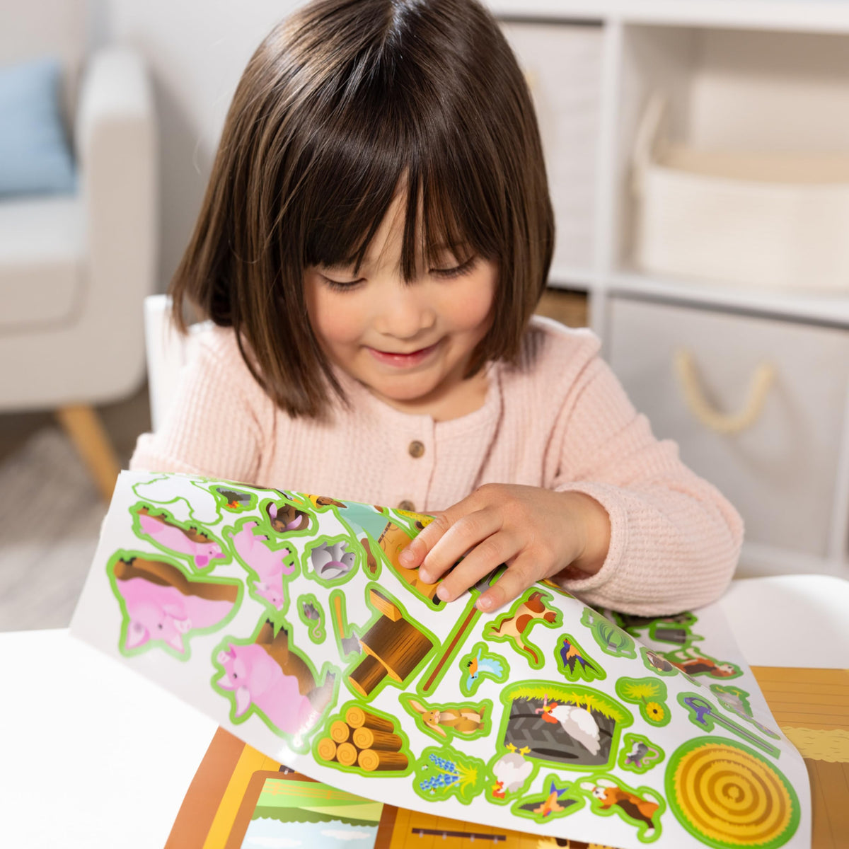 Melissa & Doug Reusable Sticker Pad: Farm – 280+ Stickers, 5 Scene Backgrounds for Creative Farm Play