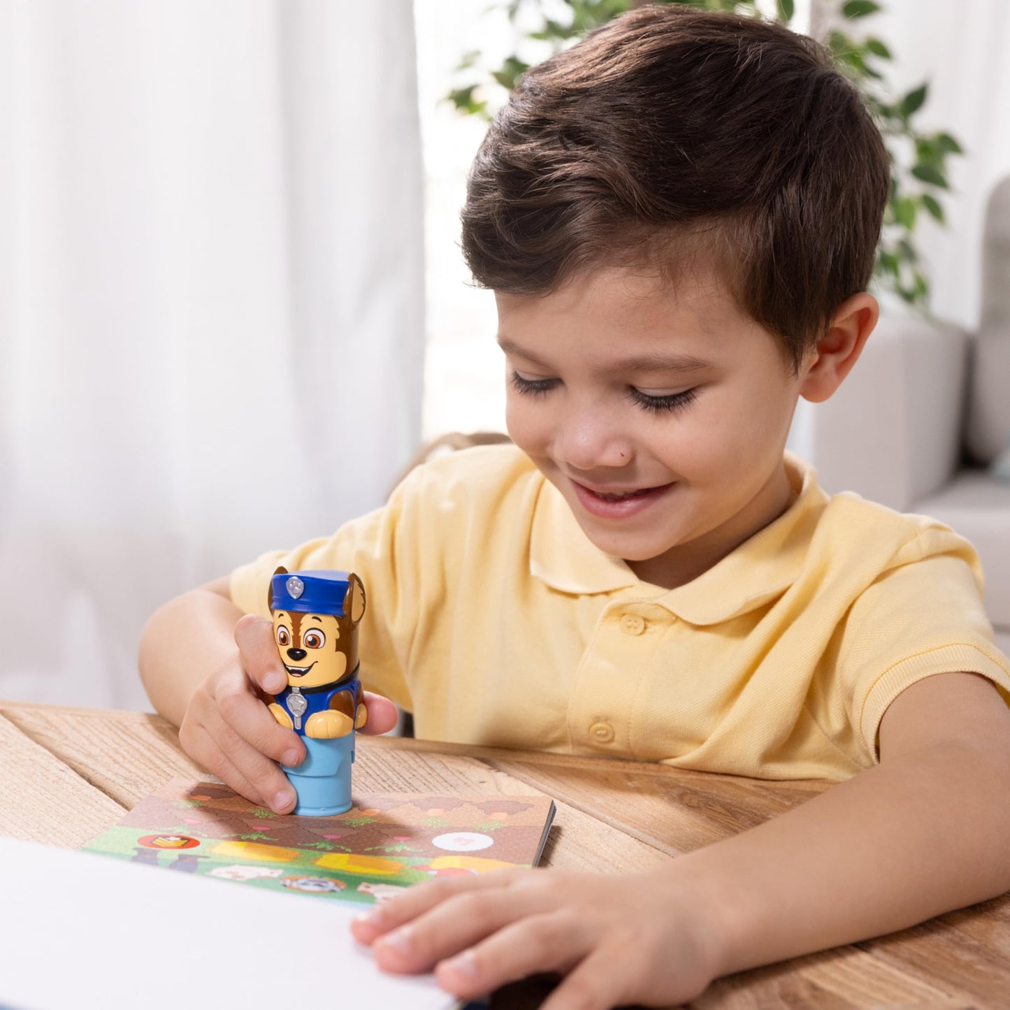 Melissa & Doug Sticker WOW! 24-Page PAW Patrol Chase Activity Pad with 300 Stickers – FSC Certified
