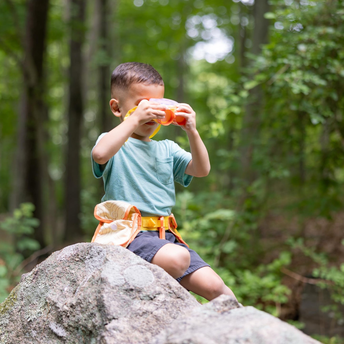 Melissa & Doug Grand Canyon National Park Hiking Gear Play Set – Pretend Hiking Belt, Binoculars & Photo Disk Viewer for Kids 3+