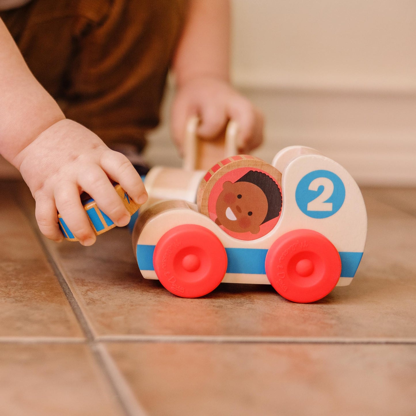 Melissa & Doug GO Tots Wooden Race Cars – 2 Cars, 2 Disks, FSC-Certified