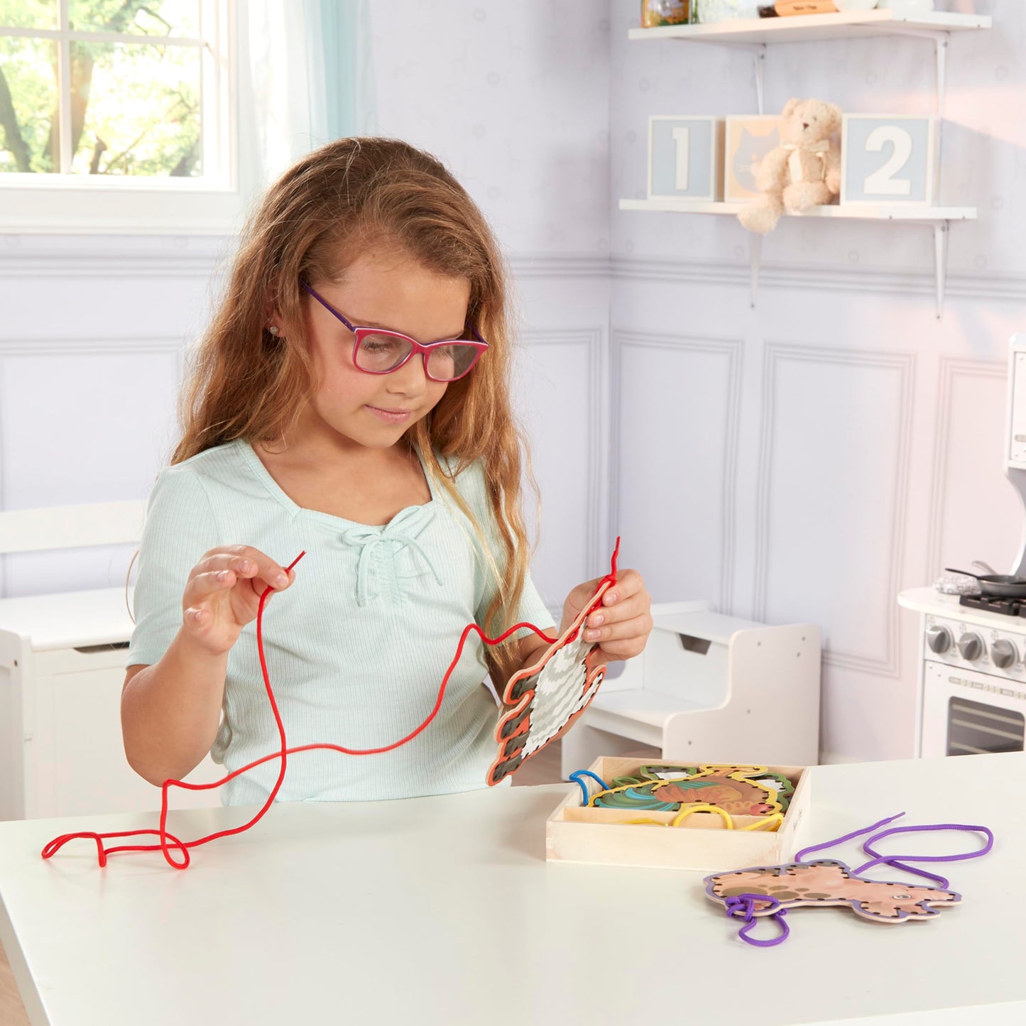 Melissa & Doug Lace & Trace Farm – 5 Wooden Panels & 5 Laces