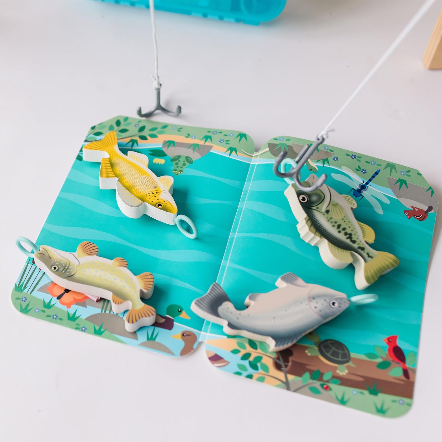 Melissa & Doug Let's Explore Fishing Play Set – 21 Pieces, FSC Certified