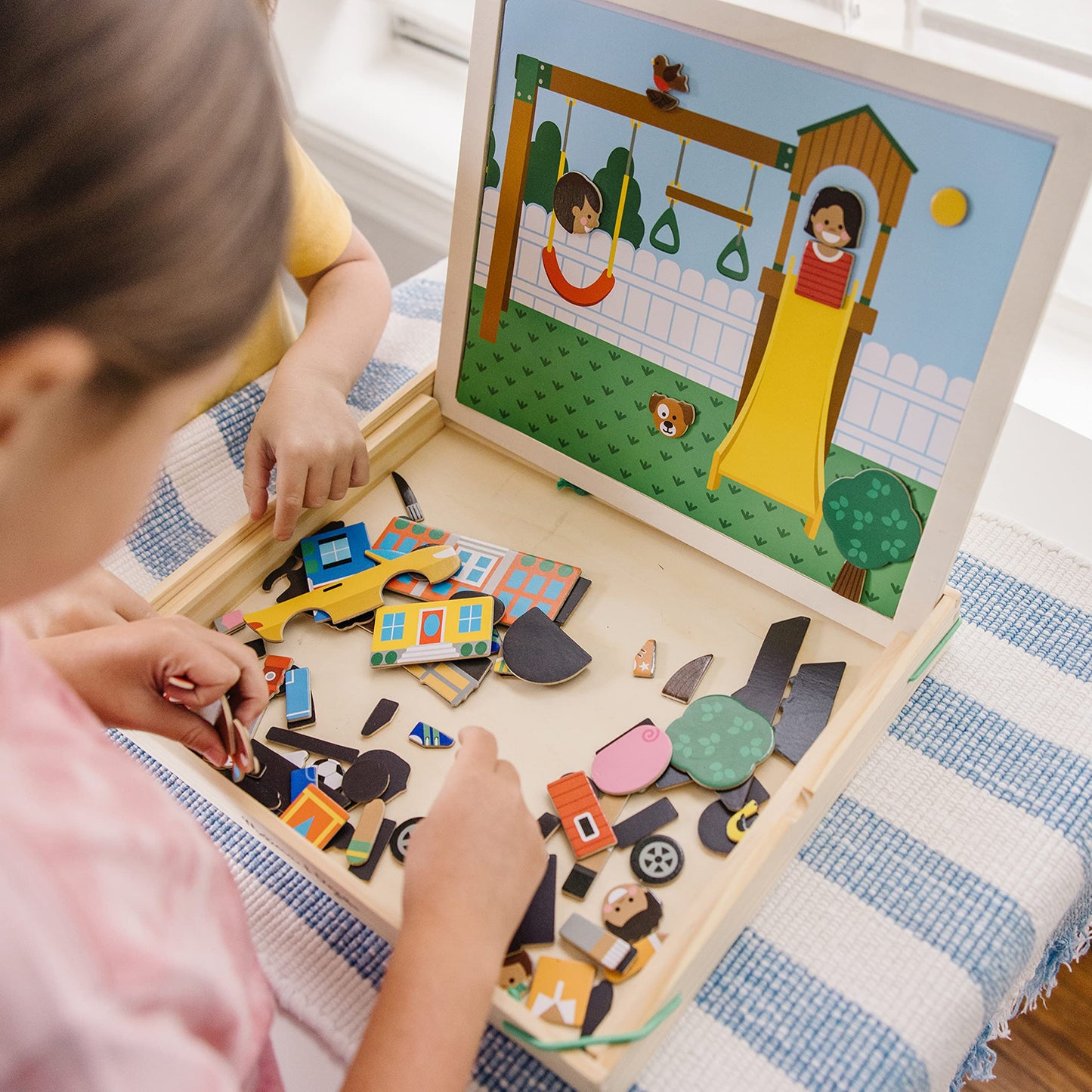 Melissa & Doug Wooden Magnetic Matching Picture Game – 119 Magnets (Ages 3+)