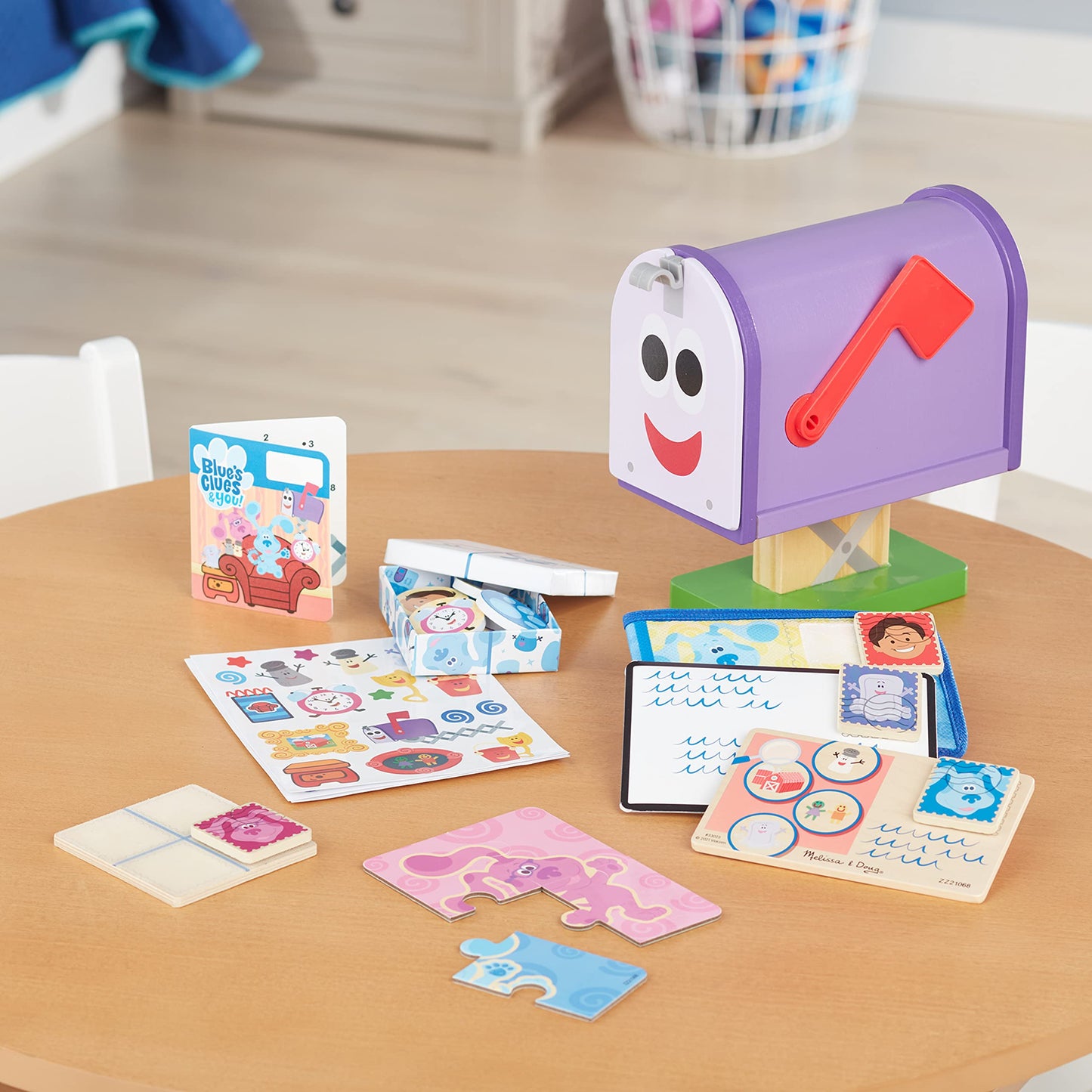 Melissa & Doug Blues Clues & You! Wooden Mailbox Play Set (27 Pieces) – Imaginative Pretend Mail for Kids