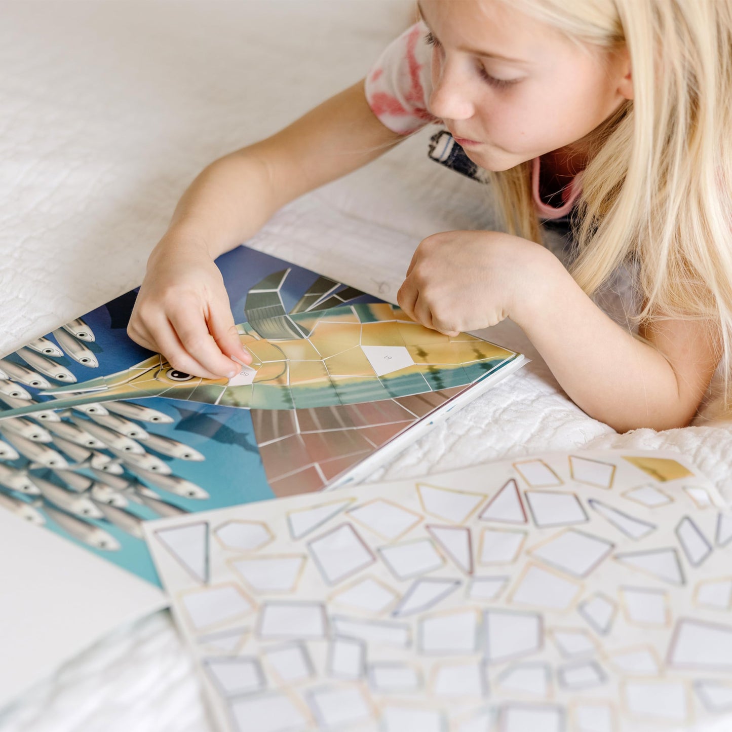 Melissa & Doug Mosaic Sticker Pad Ocean Animals – 12 Color Scenes, 850+ Stickers