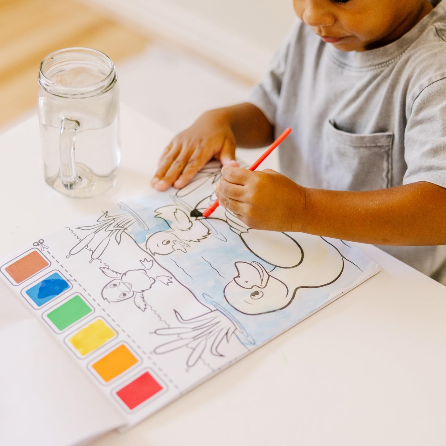 Melissa & Doug Paint With Water - Farm Animals | 20 Perforated Pages, Spillproof Palettes