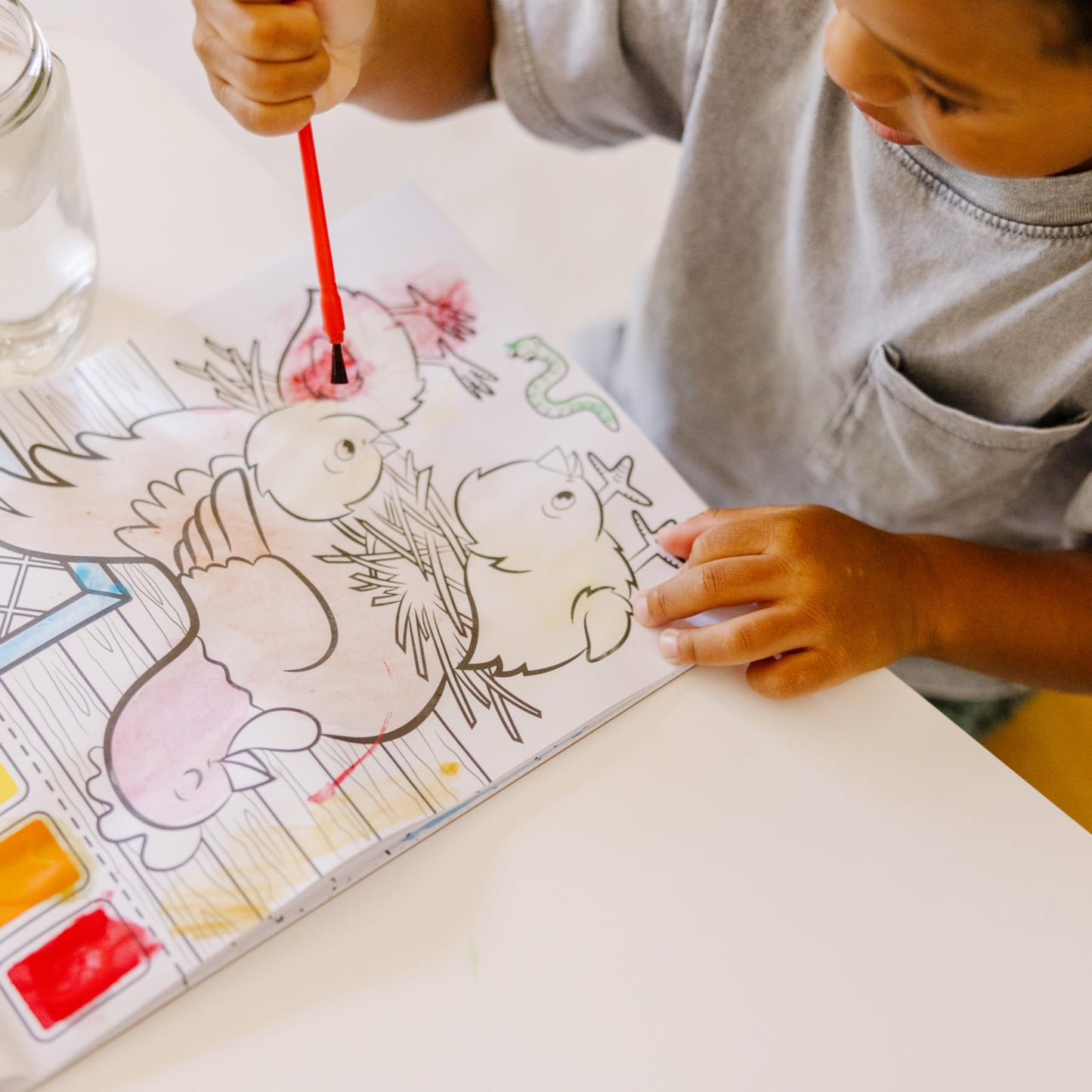 Melissa & Doug Paint With Water - Farm Animals | 20 Perforated Pages, Spillproof Palettes