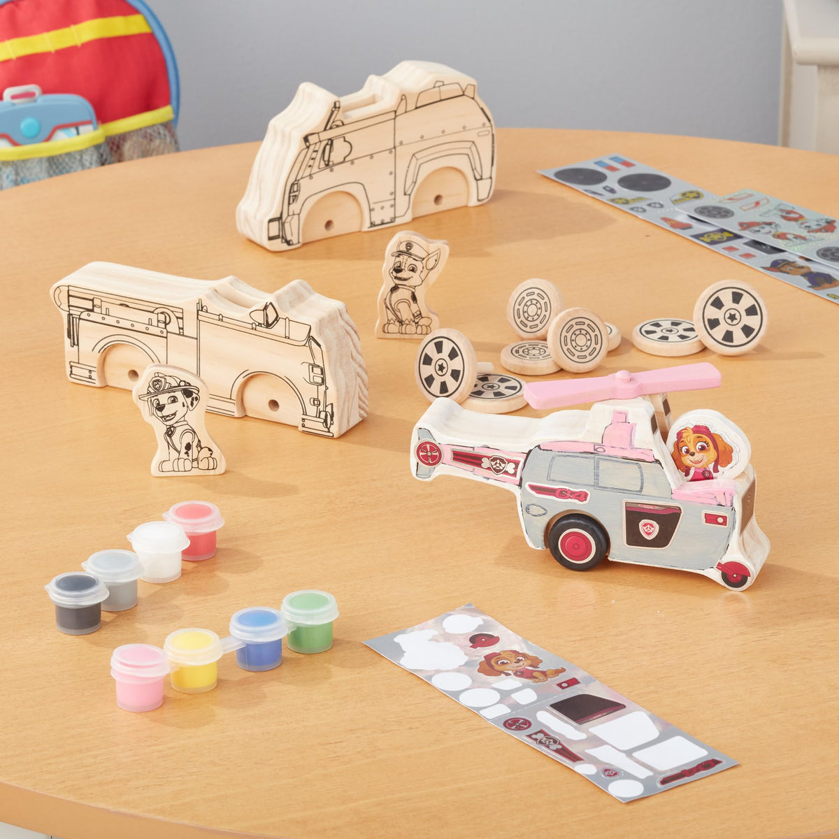 Melissa & Doug PAW Patrol Wooden Vehicles Craft Kit – Decorate 3 Vehicles & 3 Figures