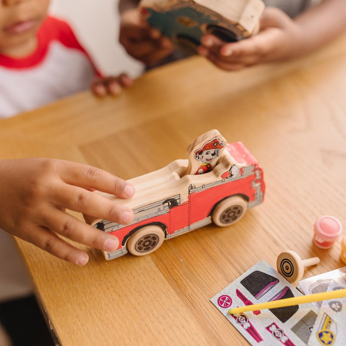 Melissa & Doug PAW Patrol Wooden Vehicles Craft Kit – Decorate 3 Vehicles & 3 Figures