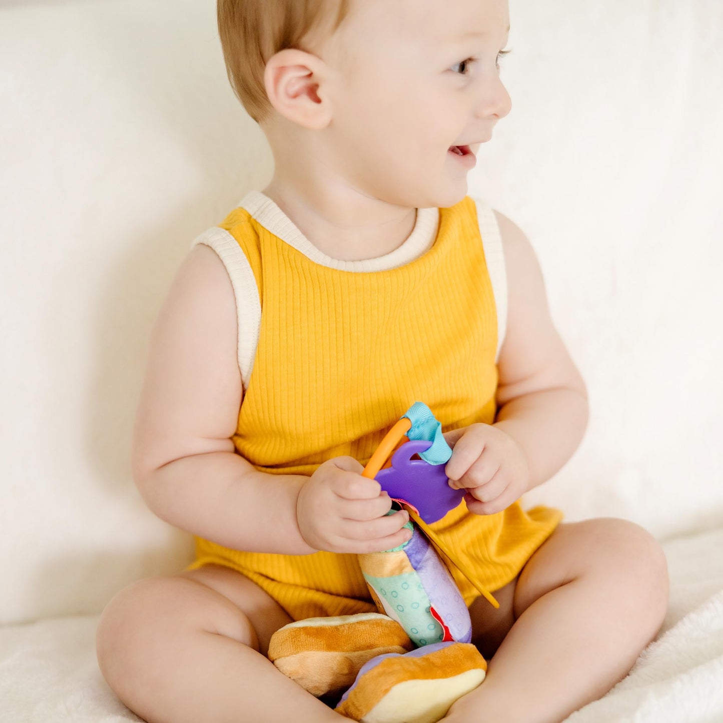 Melissa & Doug Multi-Sensory PB&J Clip-On Toy for Infants | Sensory Baby Toy