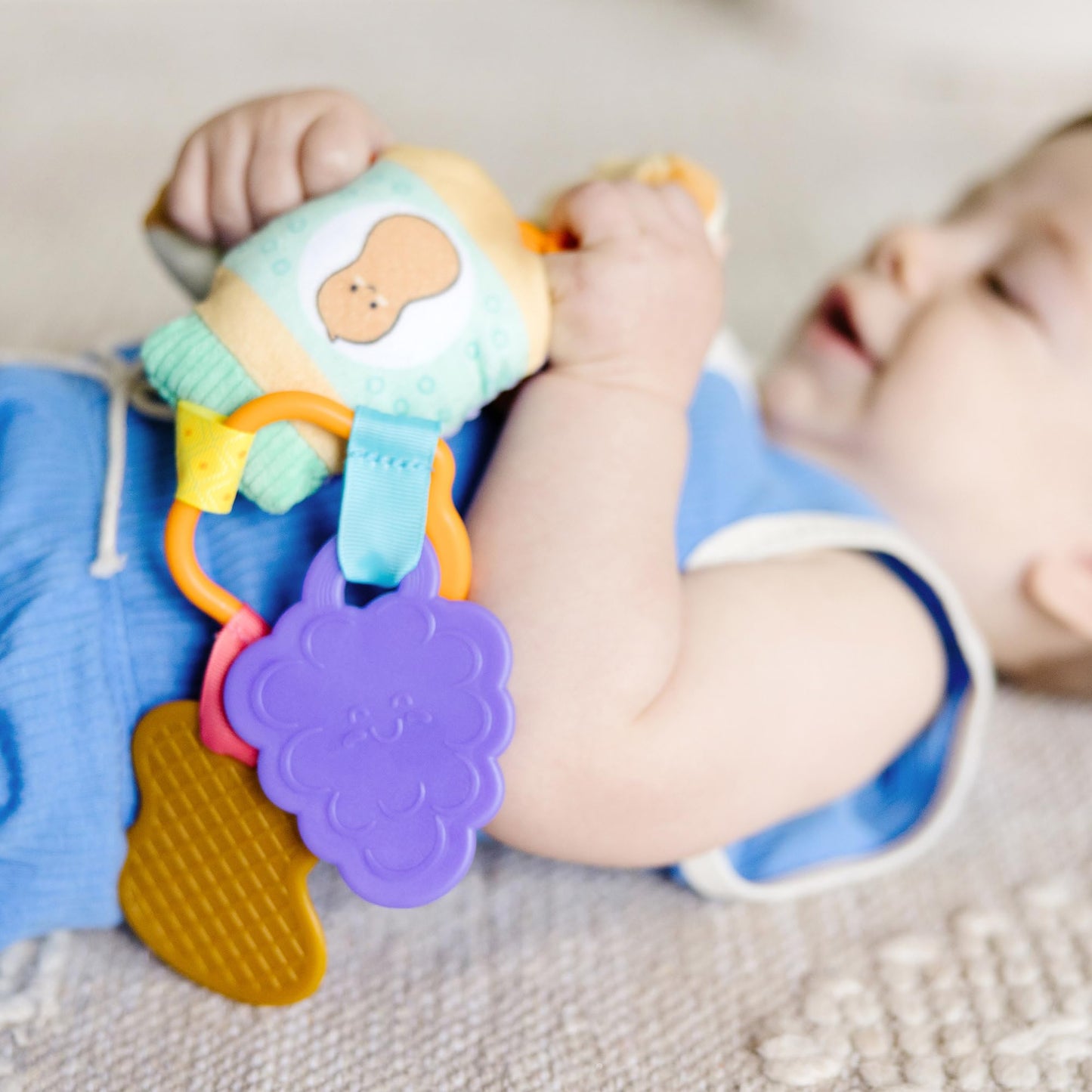 Melissa & Doug Multi-Sensory PB&J Clip-On Toy for Infants | Sensory Baby Toy