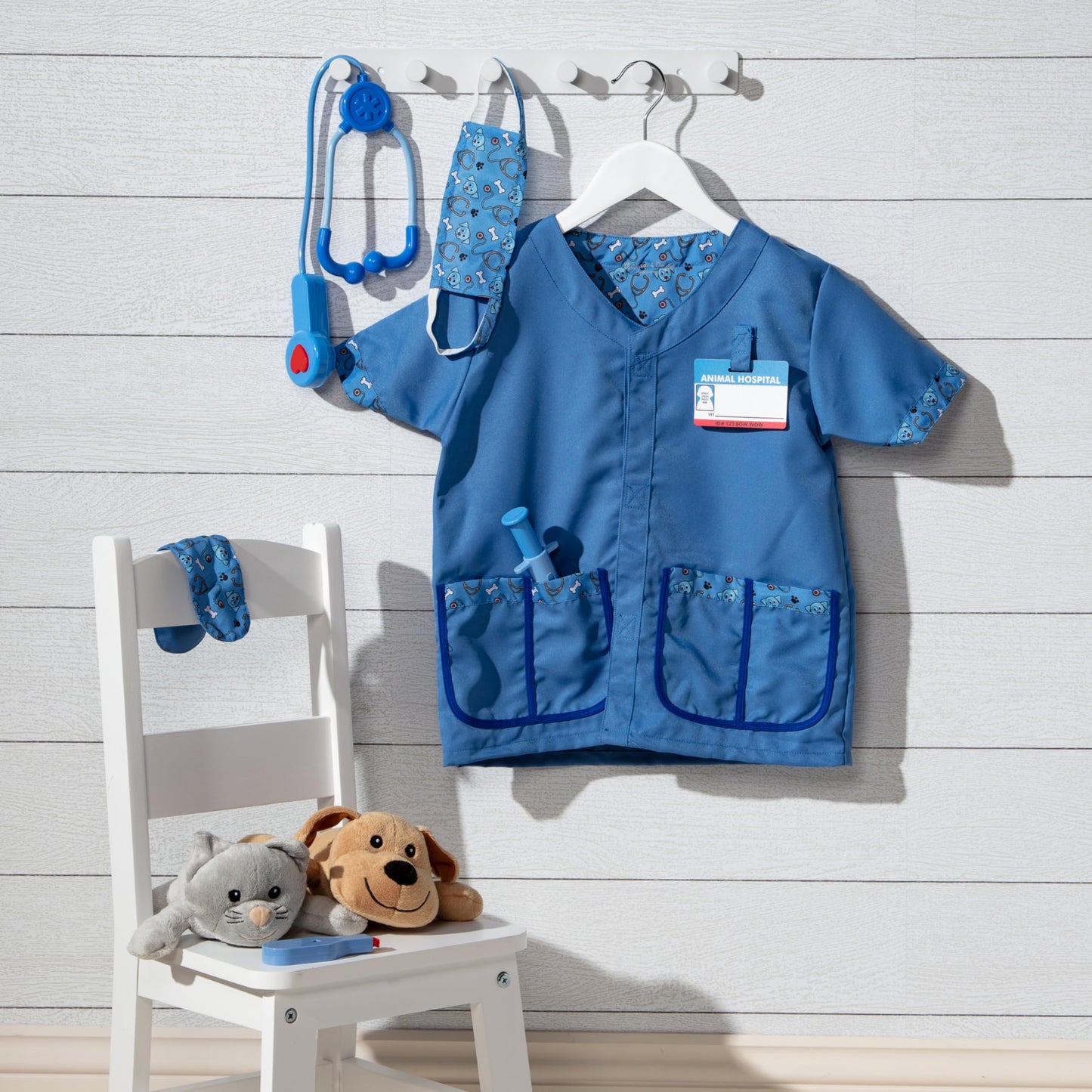 Melissa & Doug Veterinarian Role Play Costume Set for Kids 3+ | Plush Puppy & Stethoscope