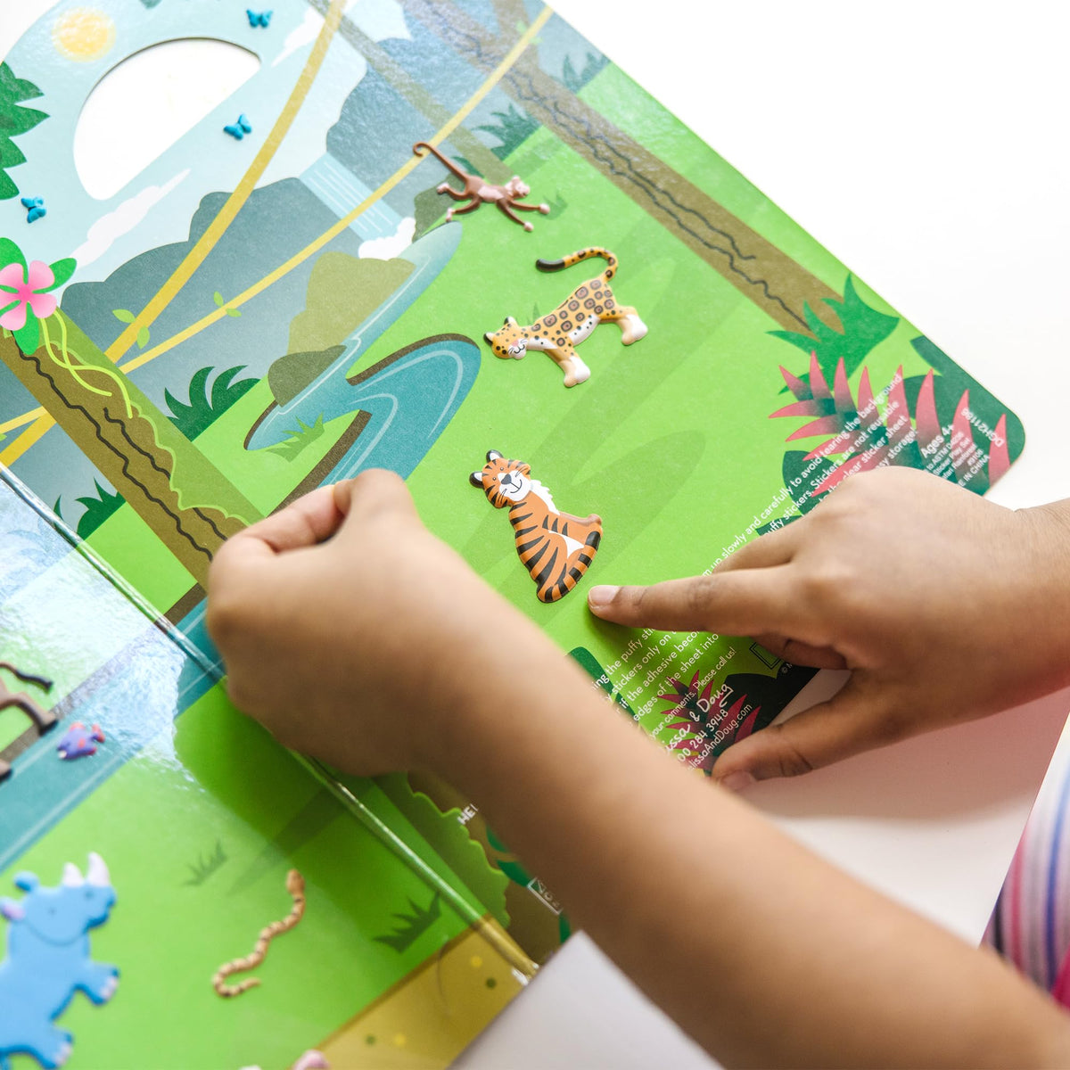 Melissa & Doug Puffy Sticker Play Set: Safari – 42 Reusable Stickers (FSC Certified)