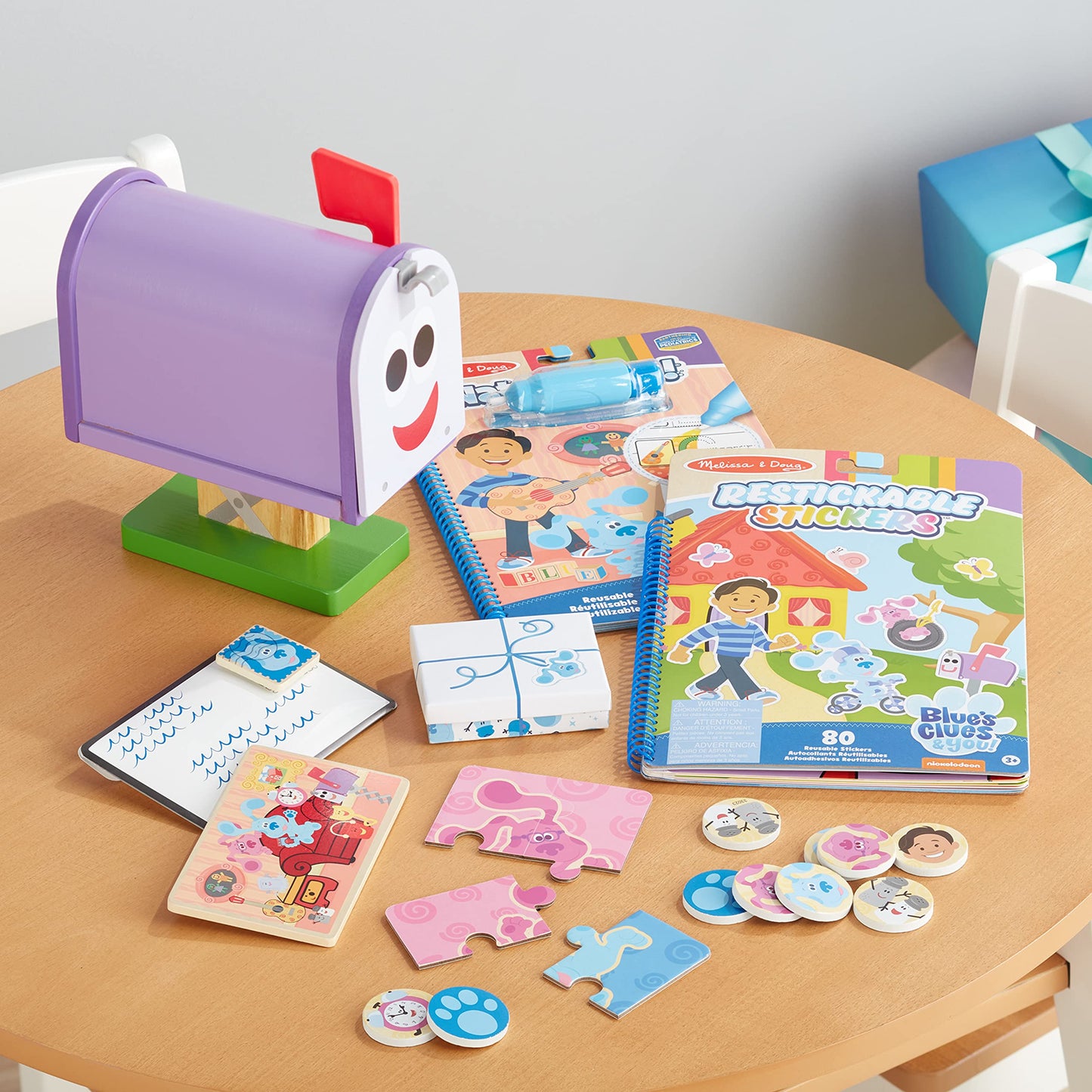 Melissa & Doug Blues Clues & You! Wooden Mailbox Play Set (27 Pieces) – Imaginative Pretend Mail for Kids