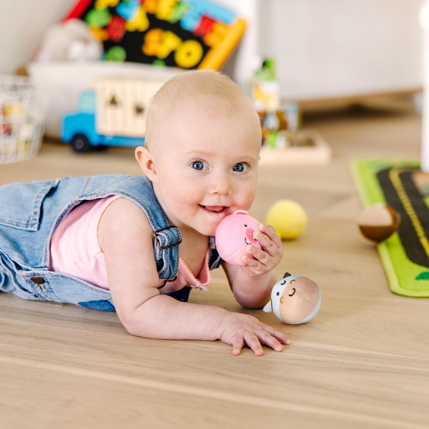 Melissa & Doug Rollables Farm Friends – 4-Piece Infant Toy Set