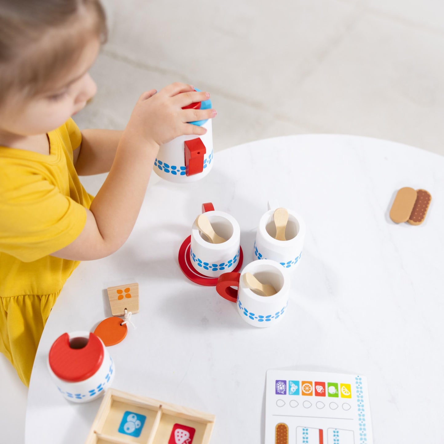 Melissa & Doug 20-Piece Steep and Serve Wooden Tea Set – Pretend Play