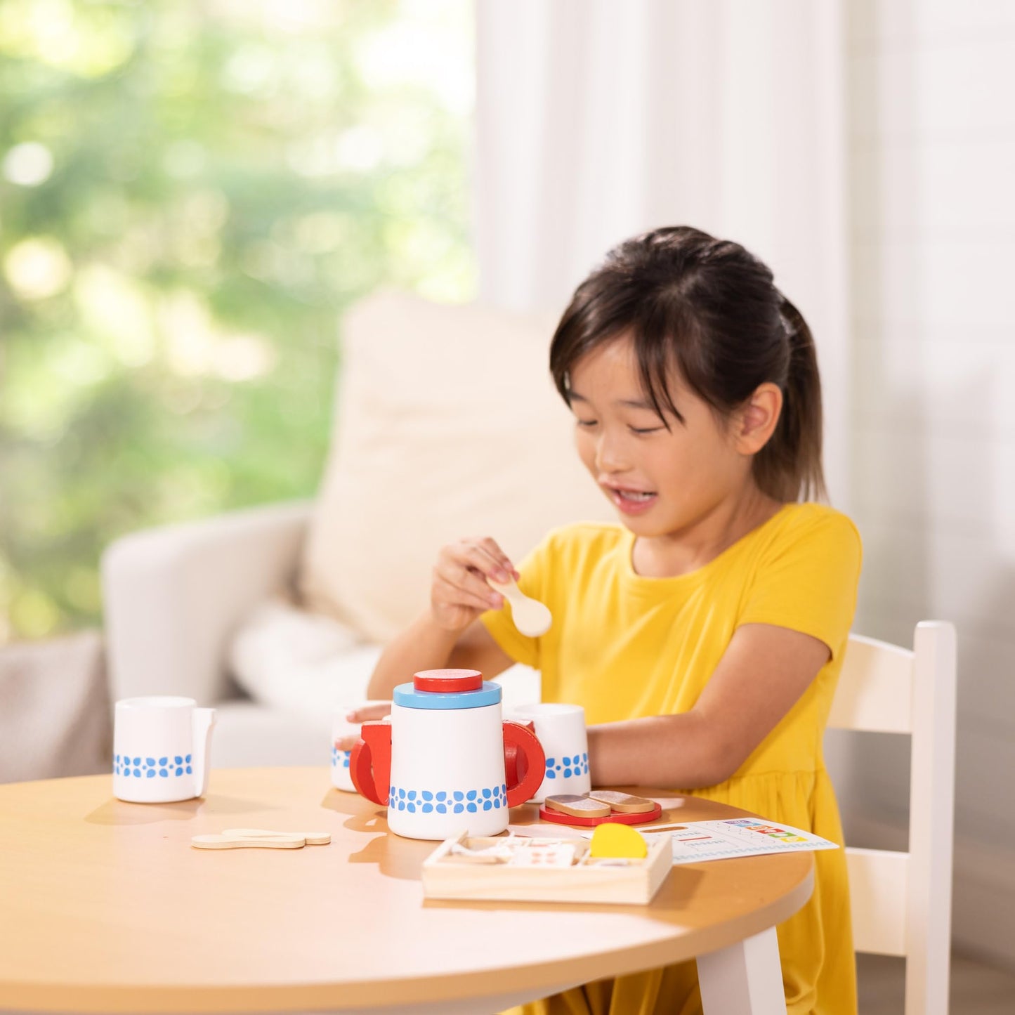 Melissa & Doug 20-Piece Steep and Serve Wooden Tea Set – Pretend Play
