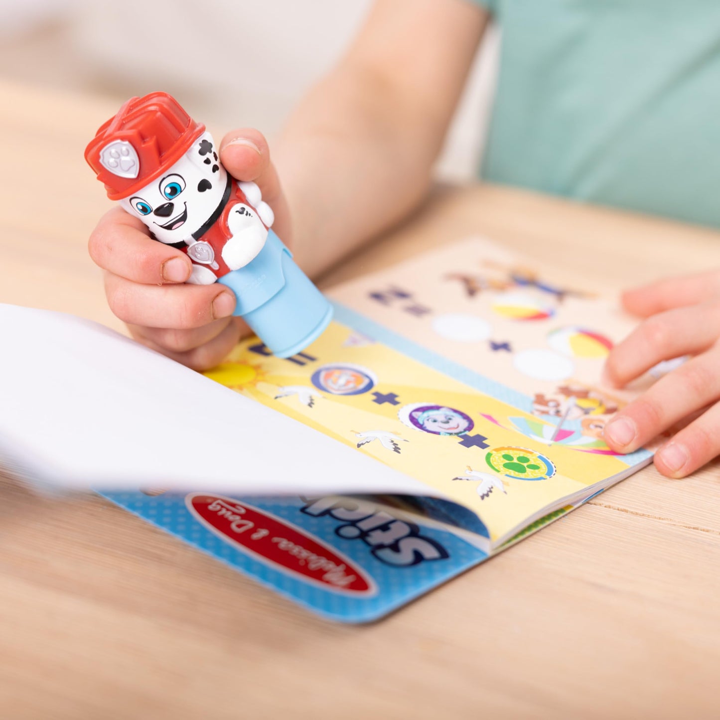 Melissa & Doug Sticker WOW! PAW Patrol Marshall – 24-Page Pad + 300 Sticker Stamper, FSC Certified