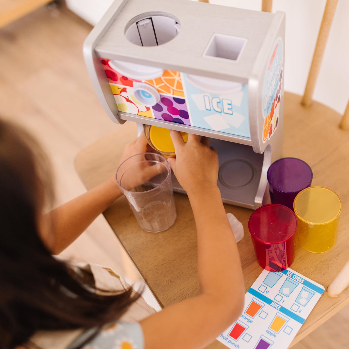 Melissa & Doug Thirst Quencher Wooden Drink Dispenser with Juice Inserts & Ice Cubes – FSC Certified