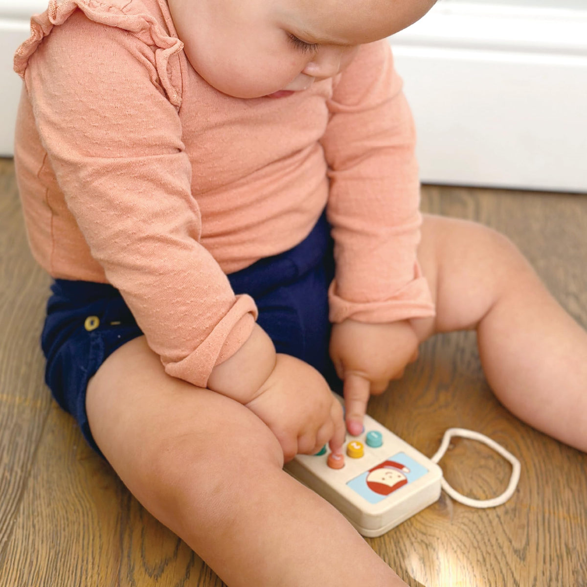 Mentari Mobile Phone Toy – Solid Wood Squishy Button Pretend Play for Toddlers (Age 2+)