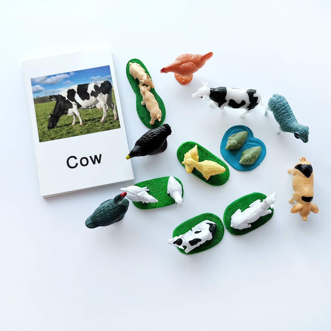 MEROCO Montessori Animal Match – Farm Animal Cards & Figurines for Preschool Learning NEWT033