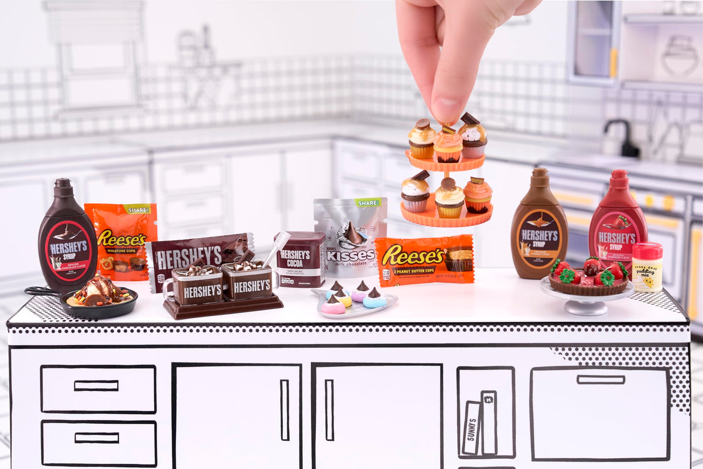 MGA's Miniverse Make It Mini Food Hershey Multipack – DIY Resin Minis for Collectors (8+)